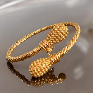 Ein El Hilweh II pleated bracelet