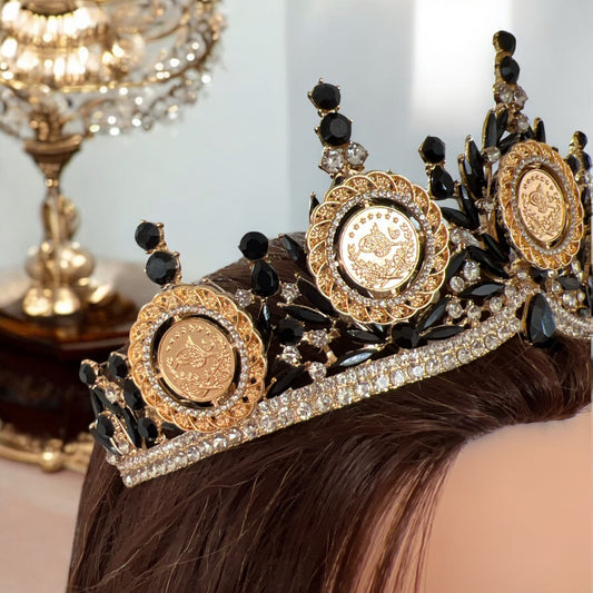 Dheisheh II Black and Gold crown