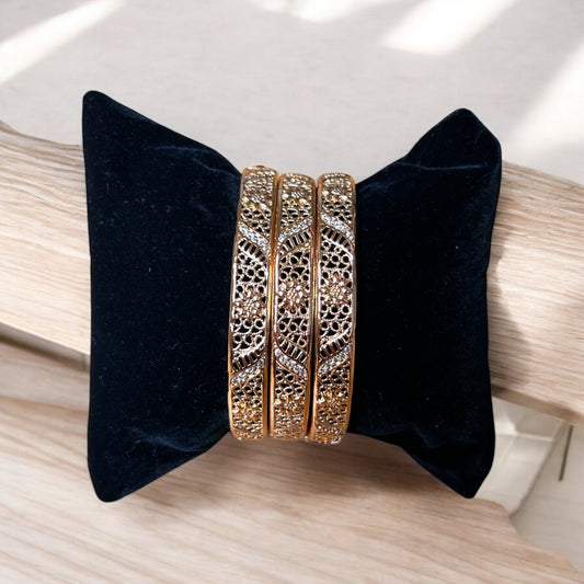 Ma'dhar 21k Pleated Gold 3pc bangles