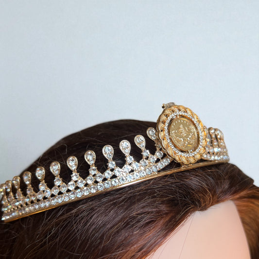 Yallo one coin simple tiara
