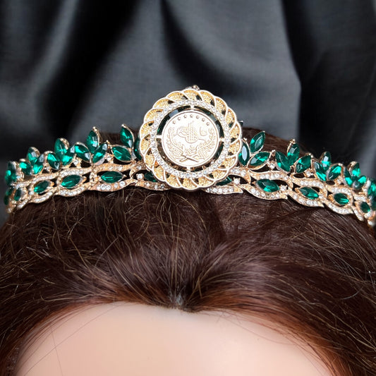 Dayr Tarif II Green and Gold crown