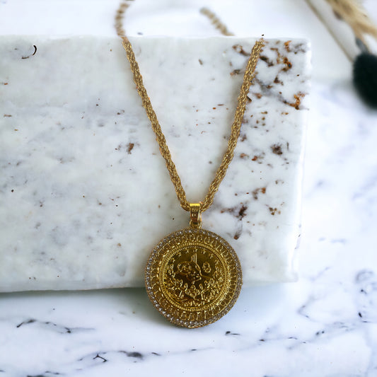 Yatta Golden Plated metal Necklace with coin pendant Quality Jewelry