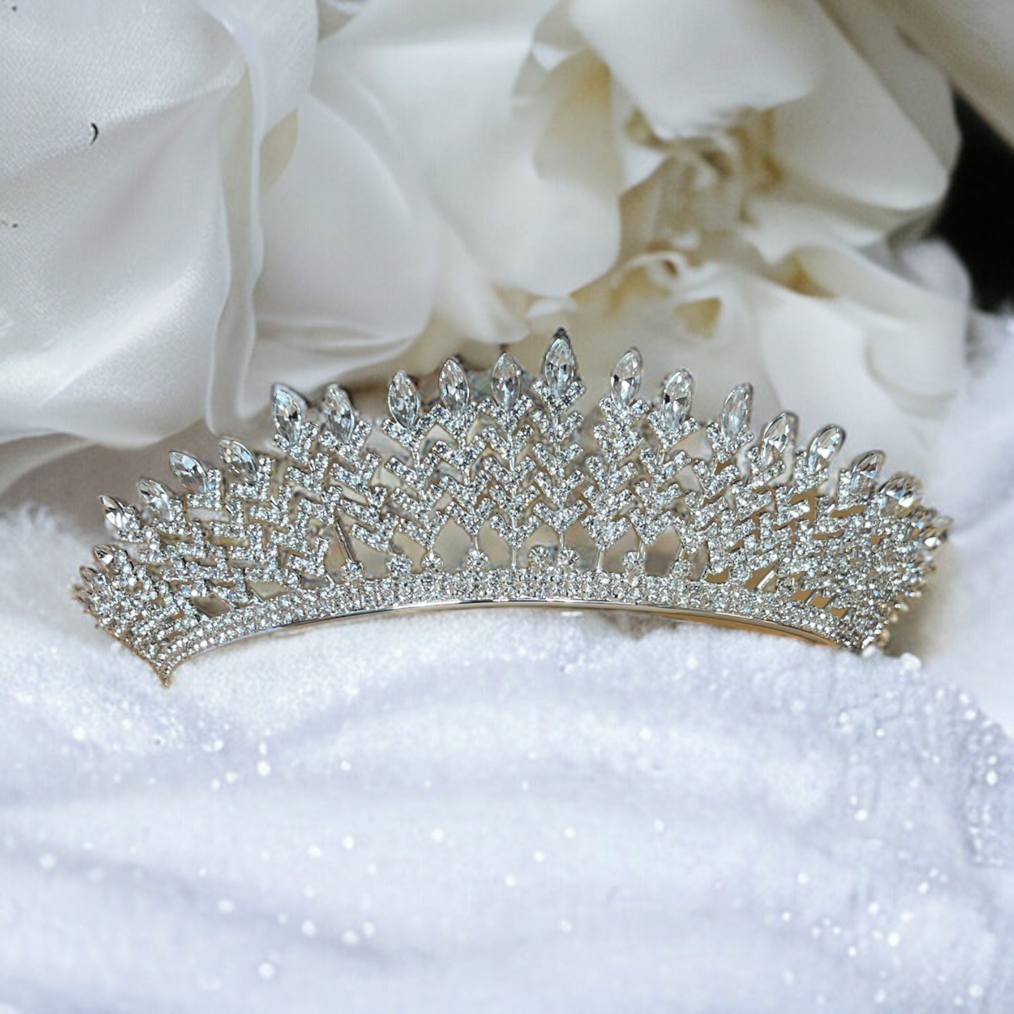 Sabastia Bridal crystal crown