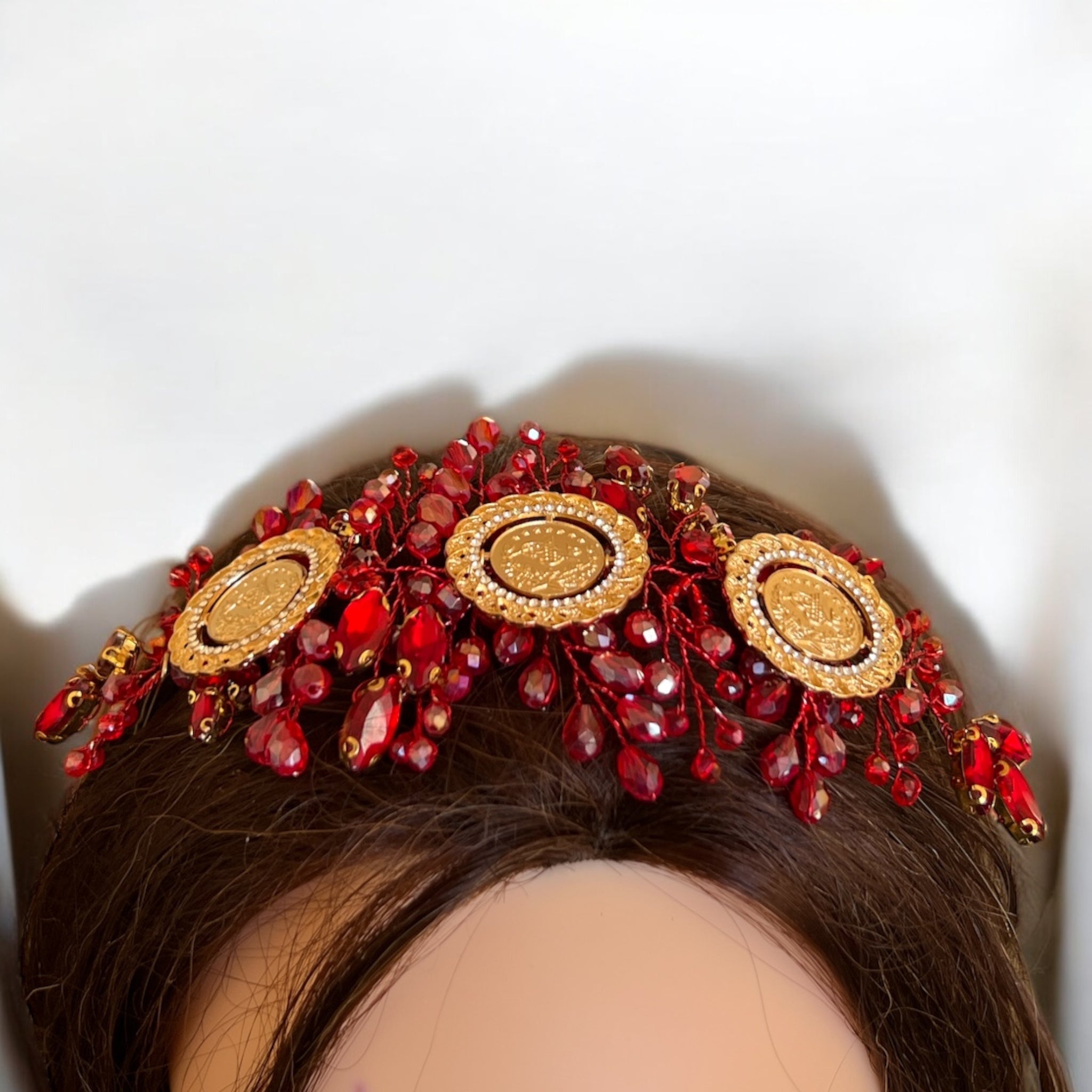 Kafr Qud II three coins red headpiece