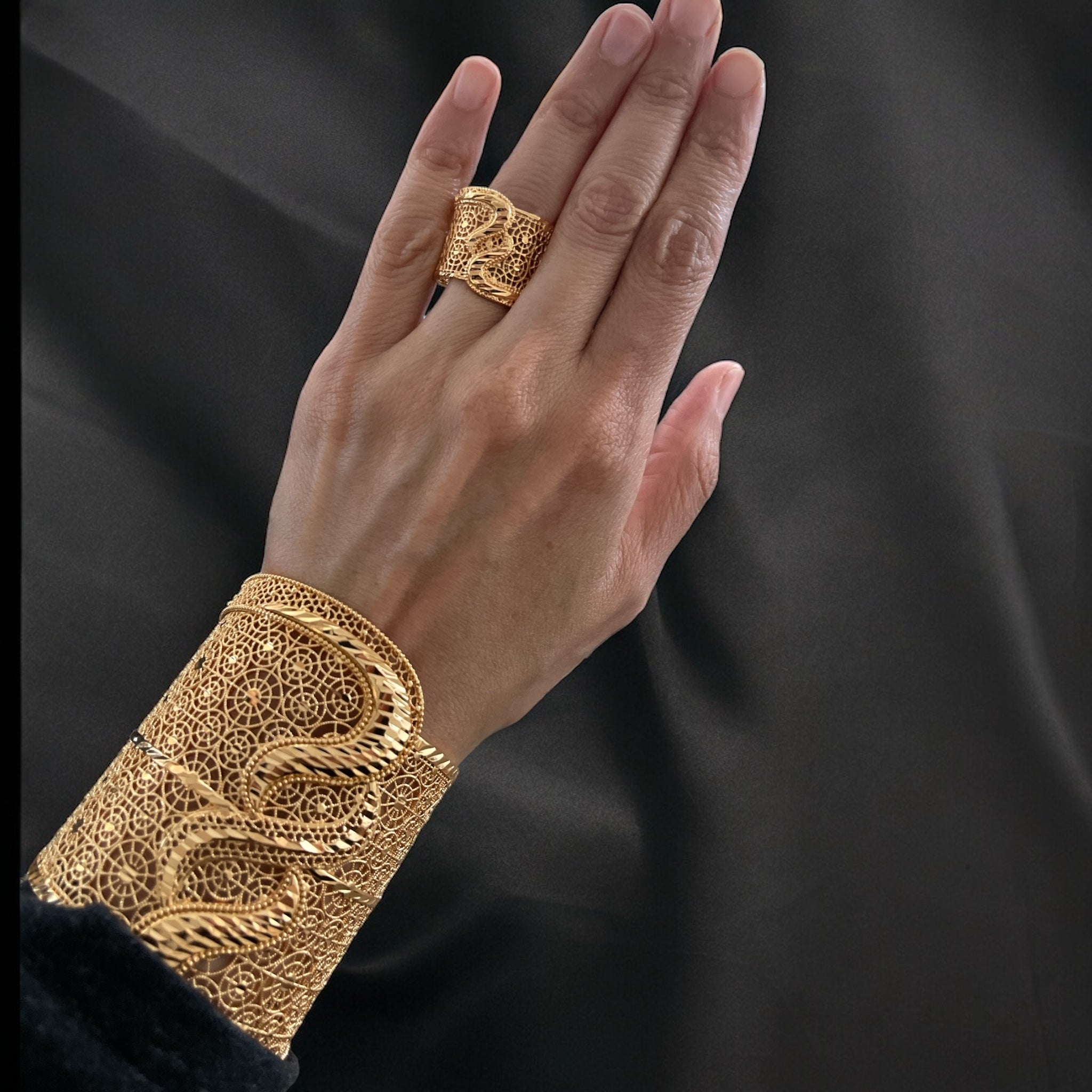 Turmussaya Pleated Gold Bracelet and ring