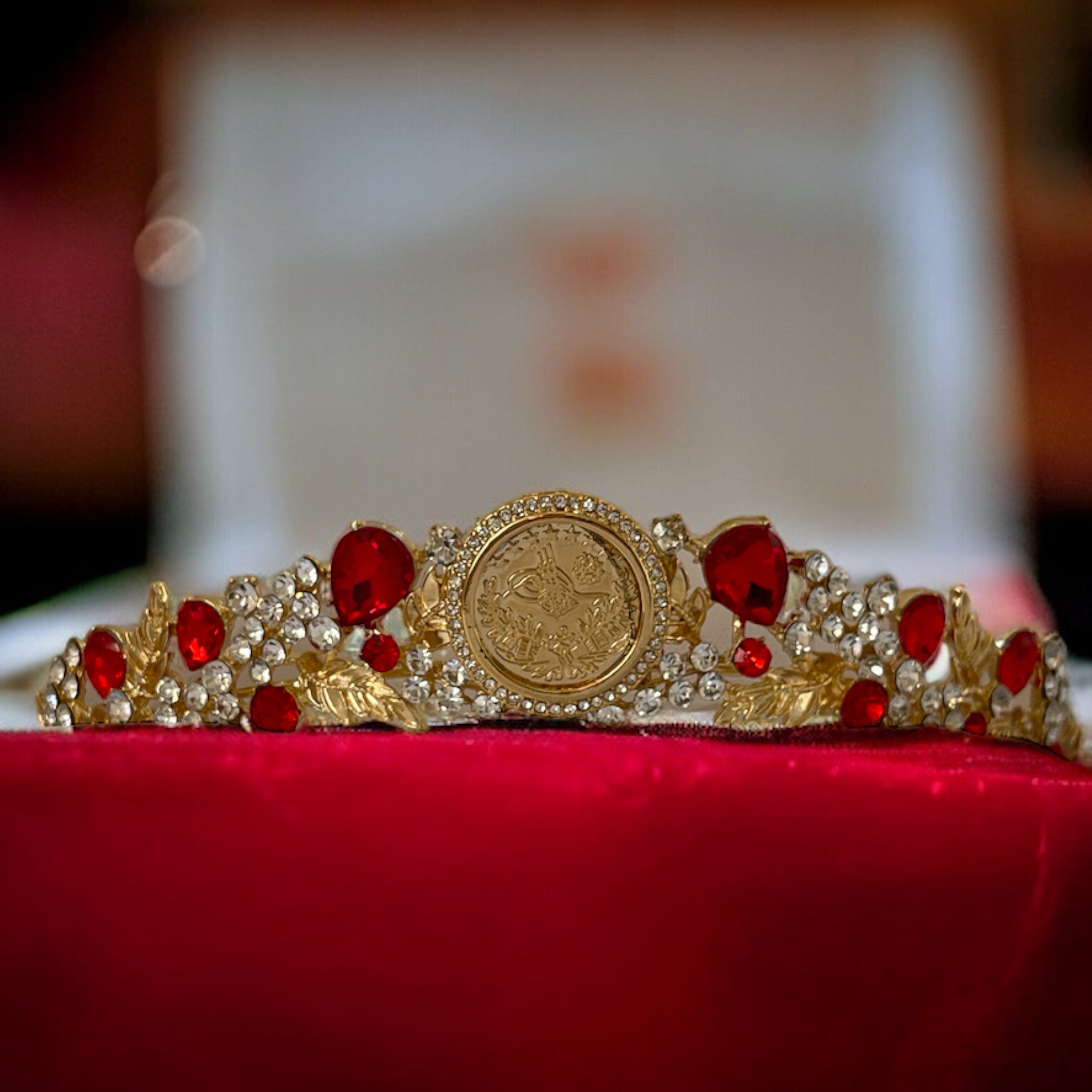 Dayr Tarif Gold and red tiara