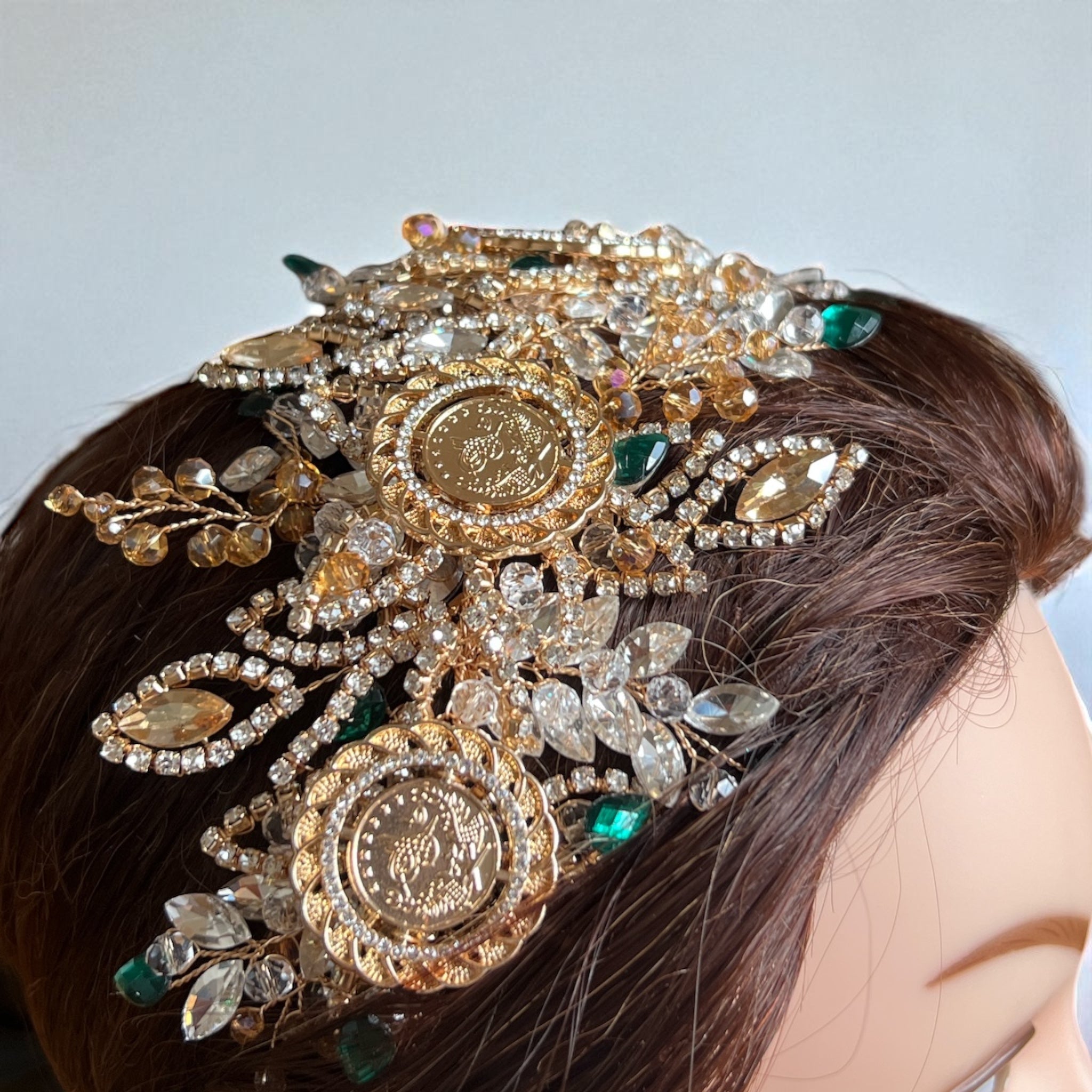 Al-Birwa Gold-Green five coins headpiece
