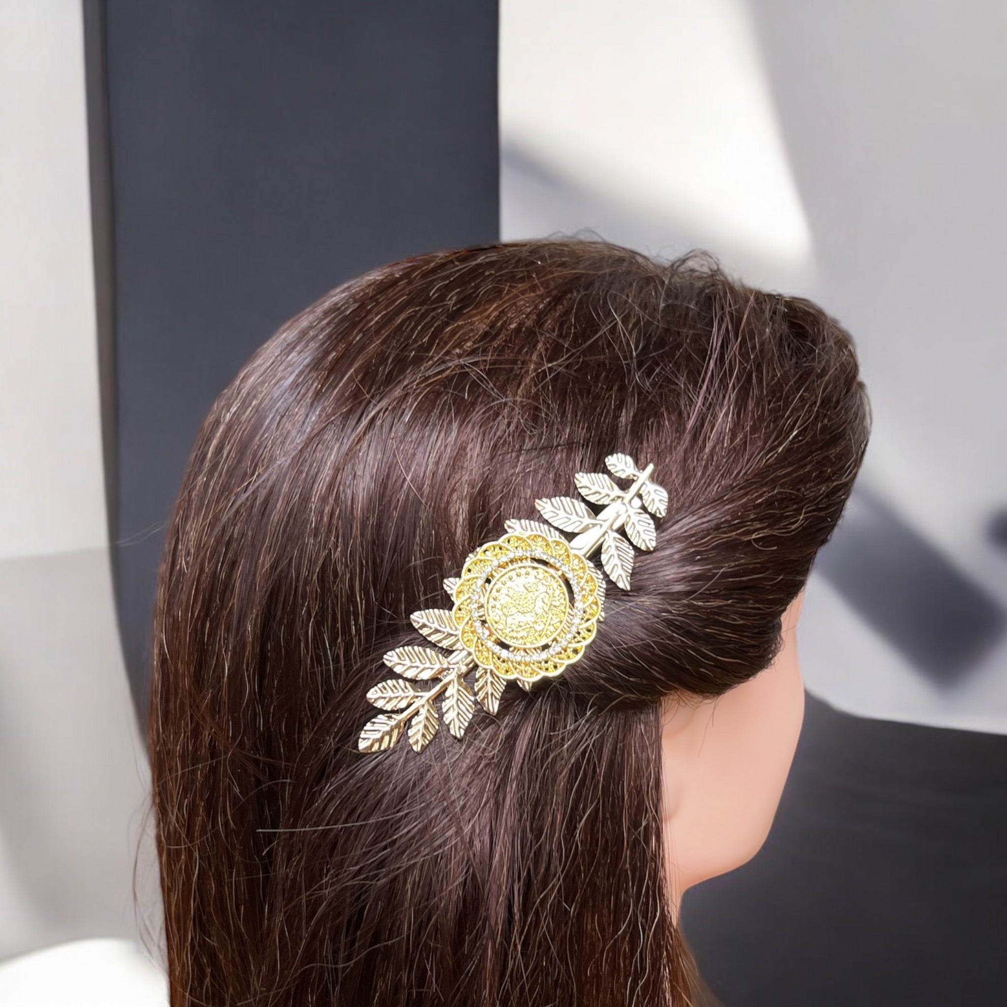 Dayr Istiya coin hair clip