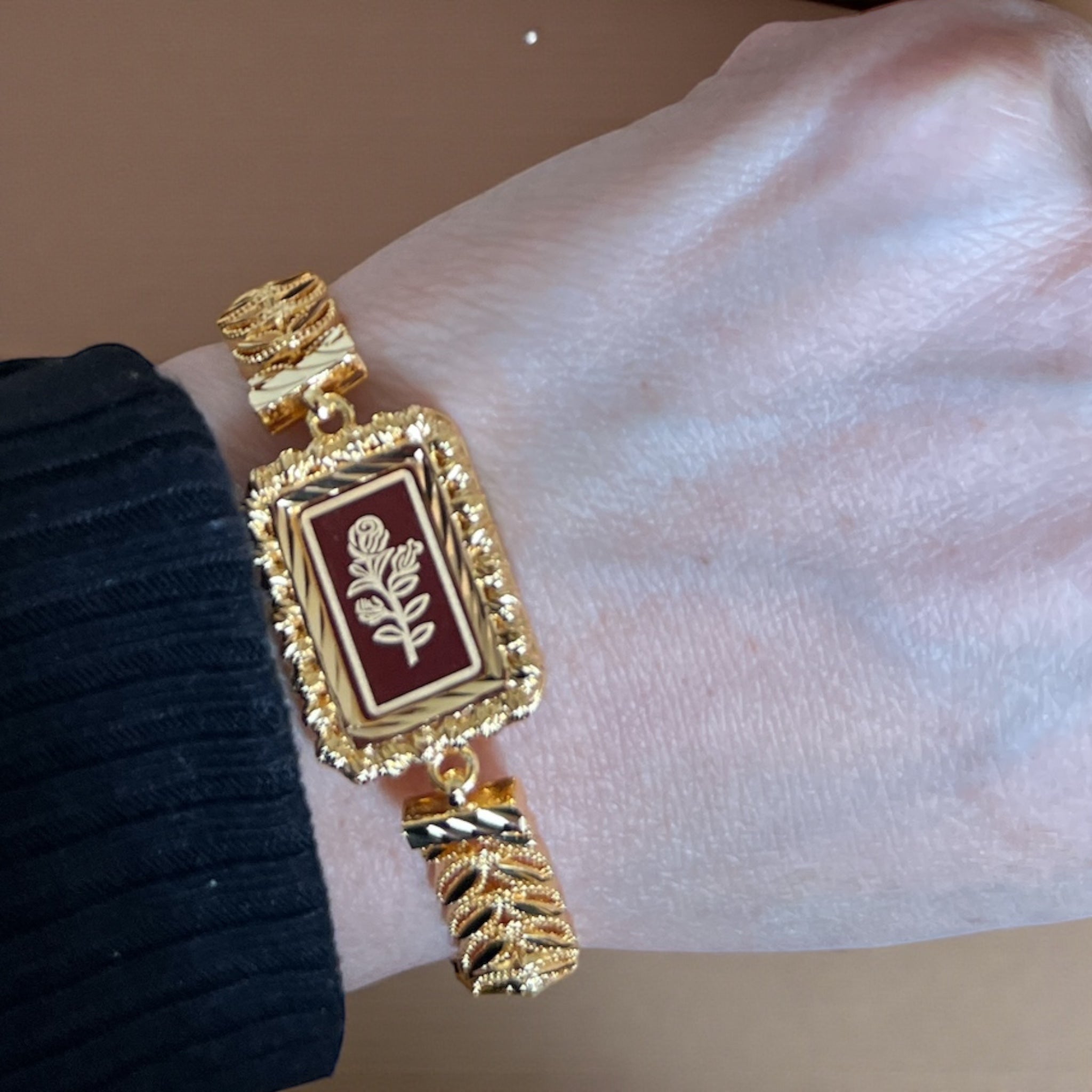 Hawara II Pleated Bracelet