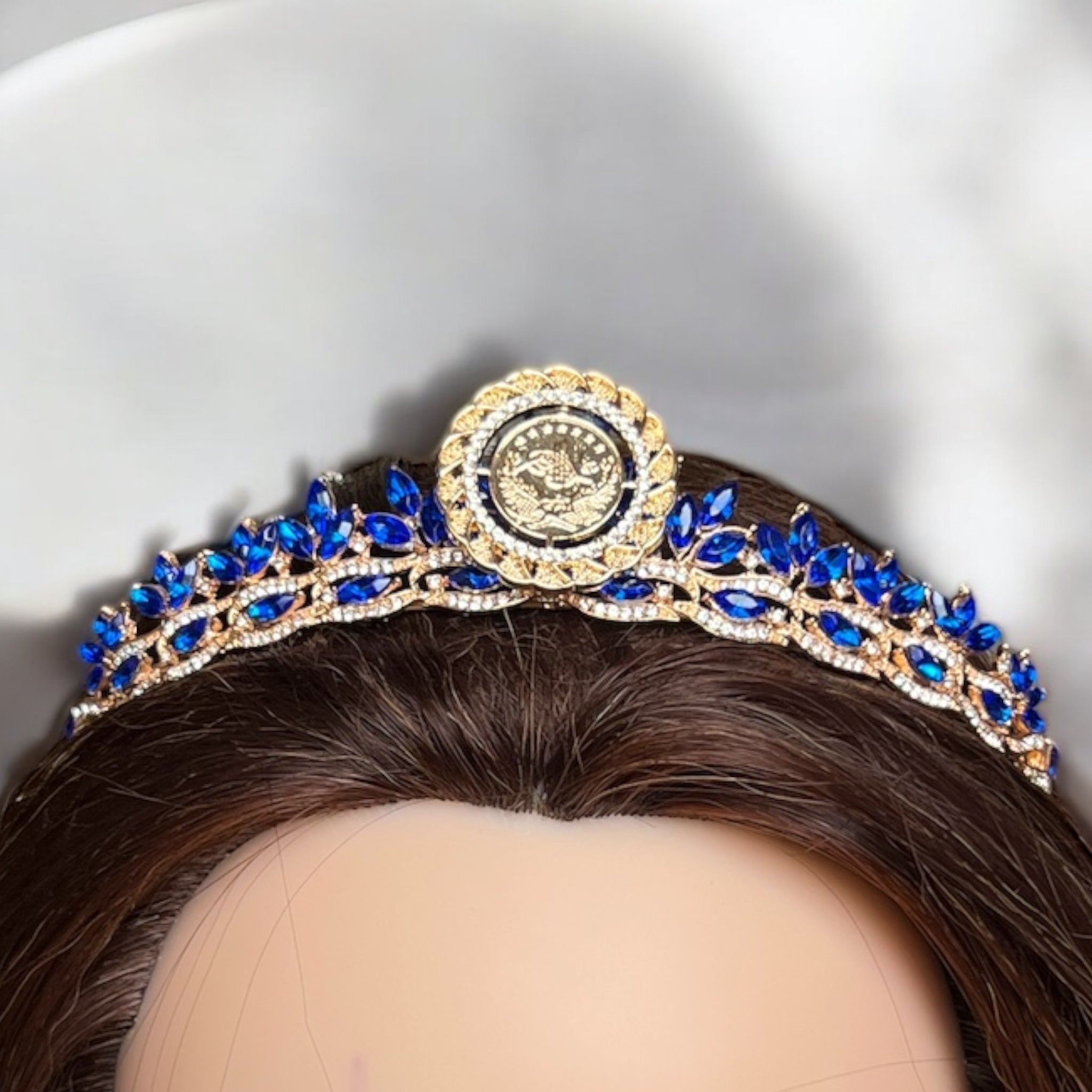 Dayr Tarif II Blue and Gold crown