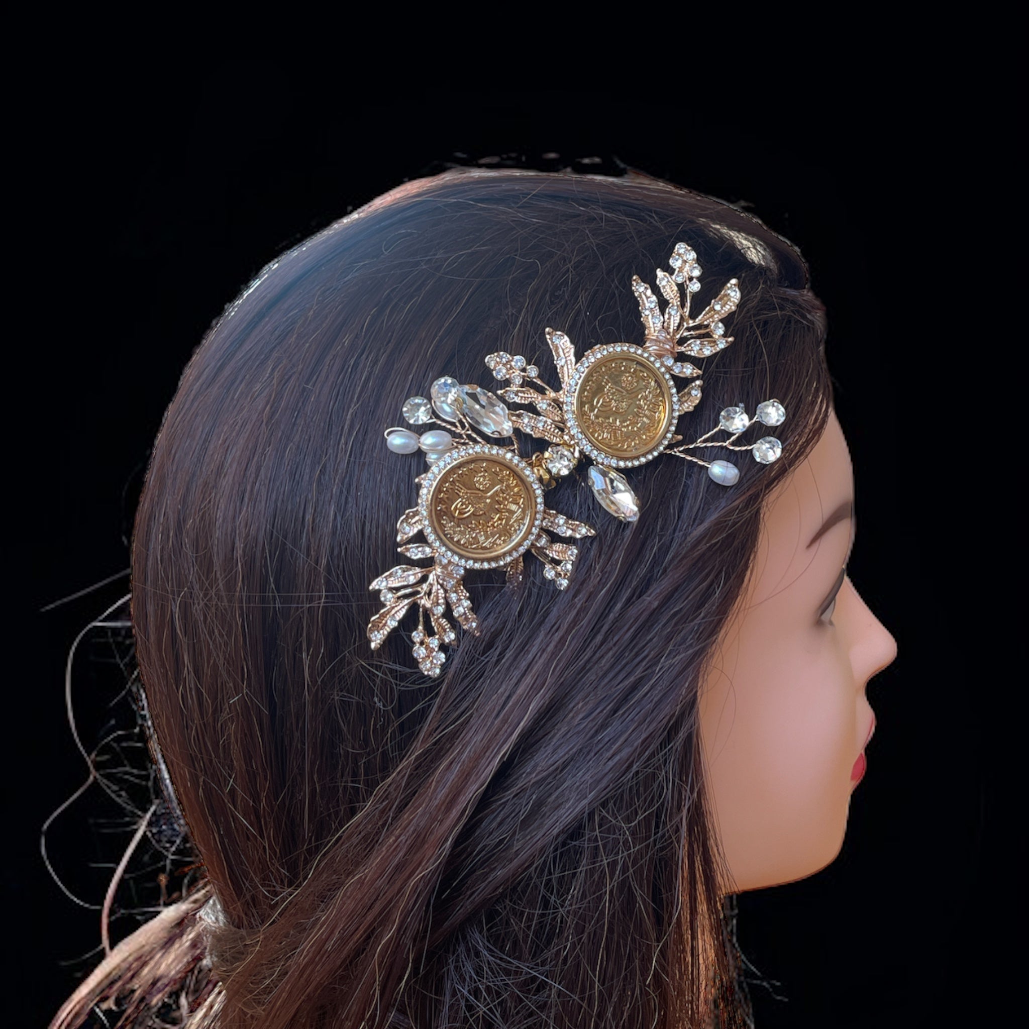 Al-Bassa two coins hair comb