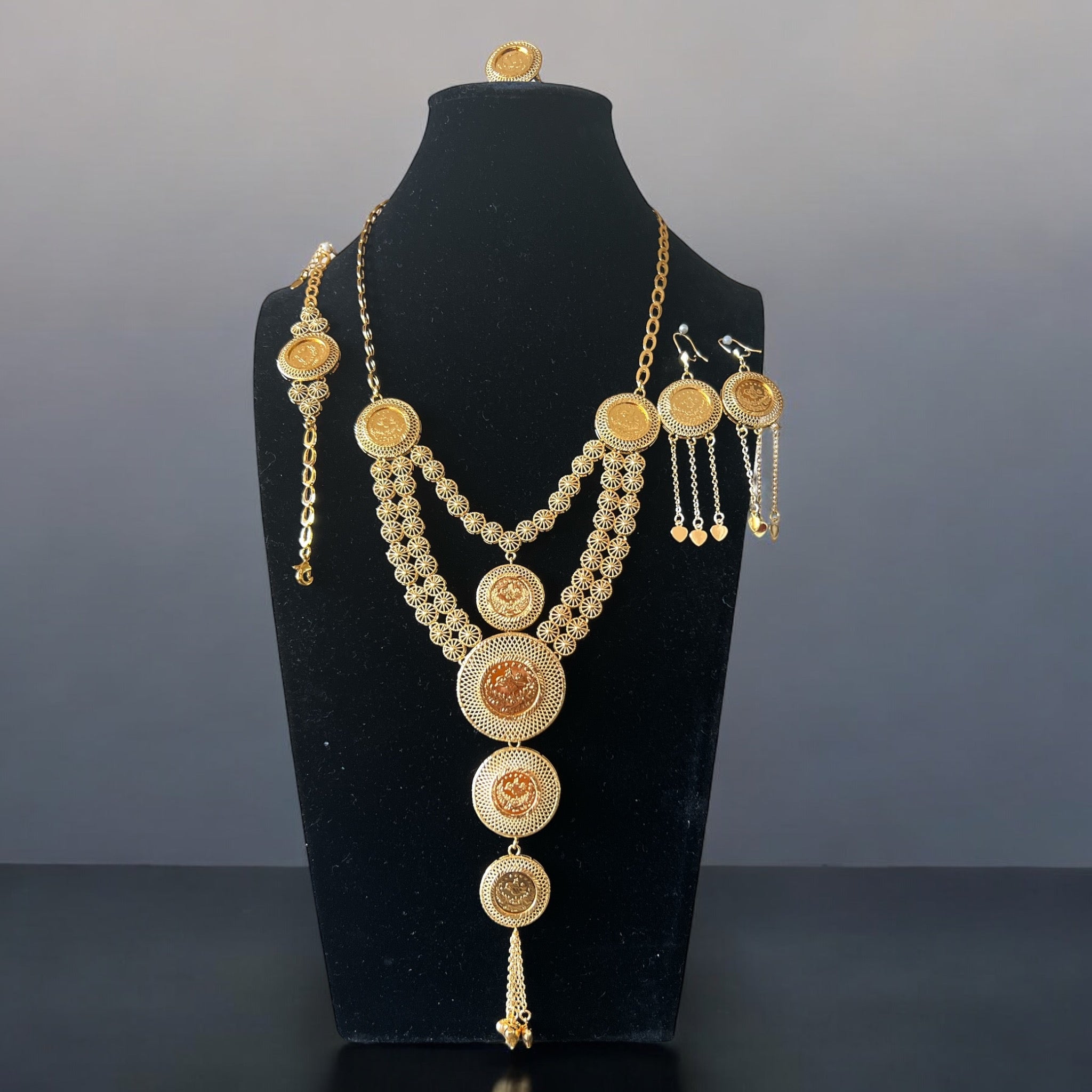 Sanur Pleated Gold 4pcs jewelry set