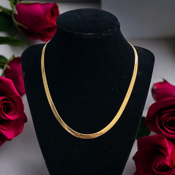 Bayt Jiz Gold Pleated Necklace