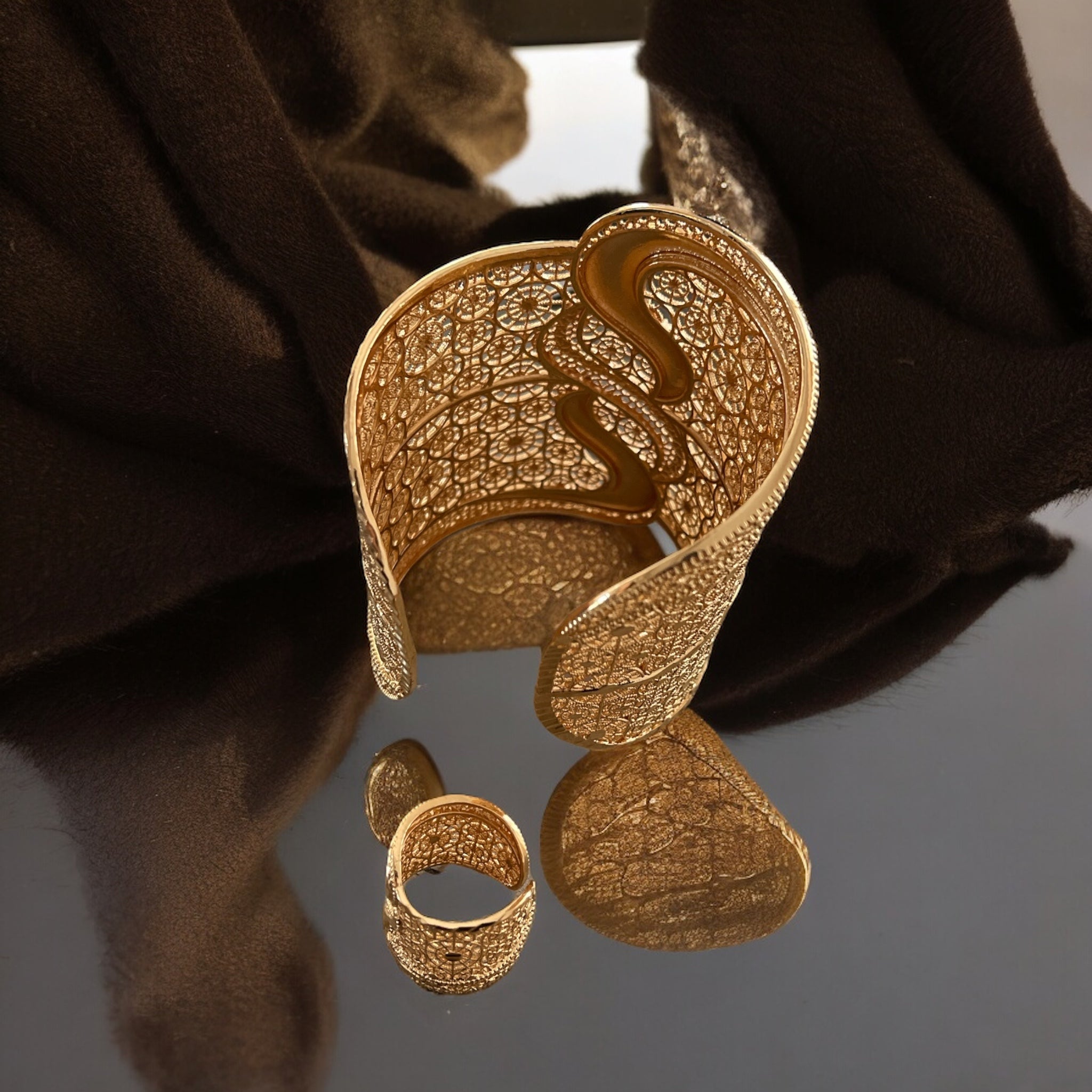 Turmussaya Pleated Gold Bracelet and ring