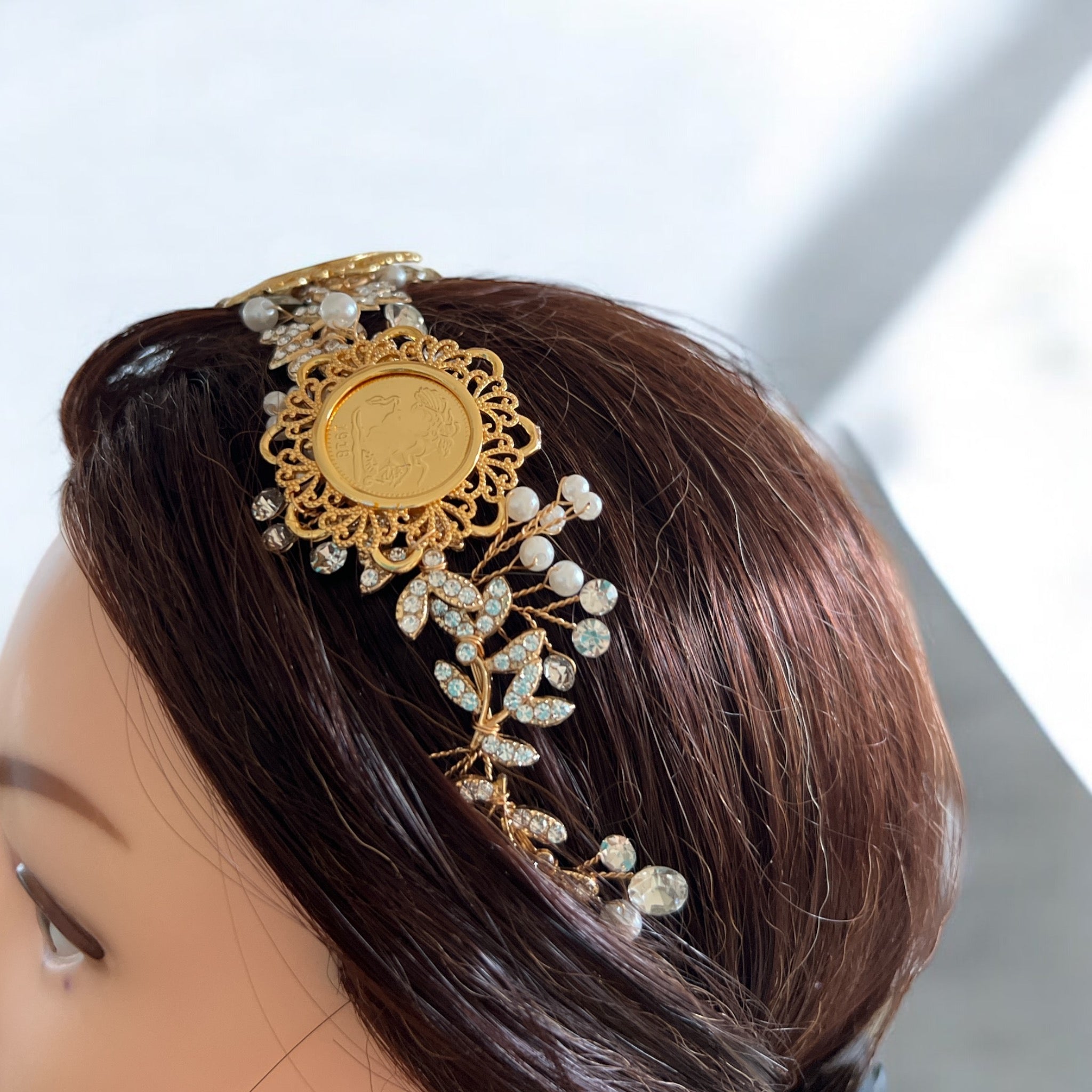 Jibiya three coins gold headpiece