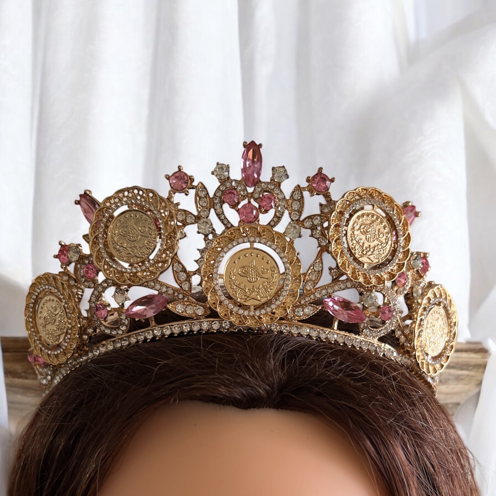 Nabi Ilyas soft pink five coins crown