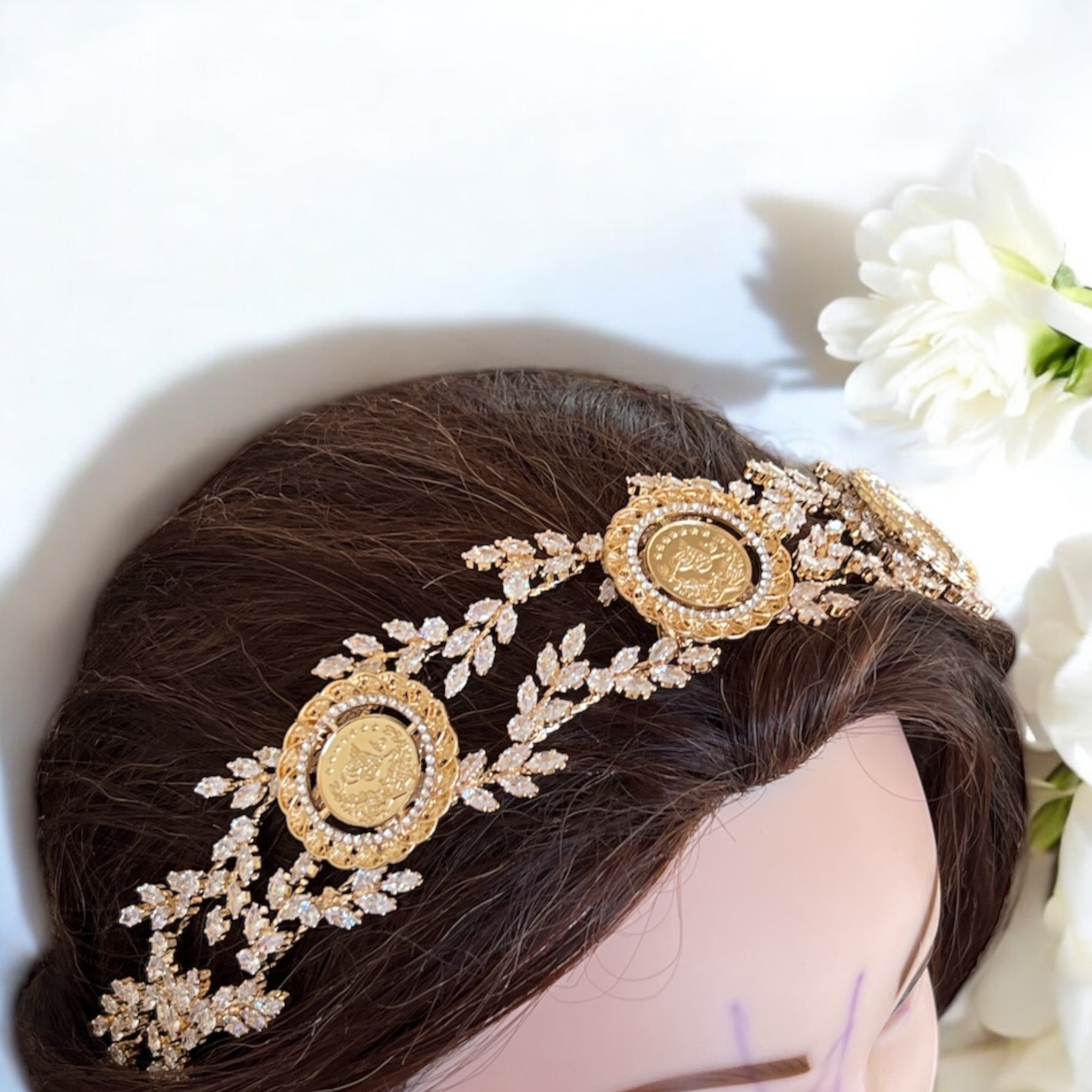 Al-Mansheya three coins crystal headpiece
