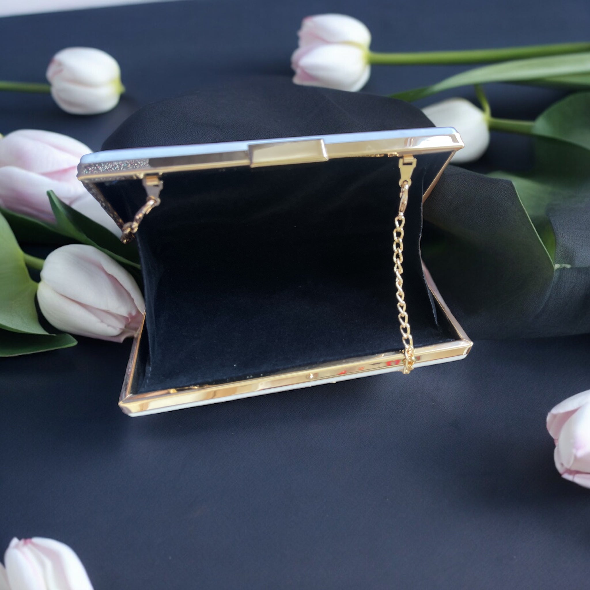 Kamar offwhite wedding purse