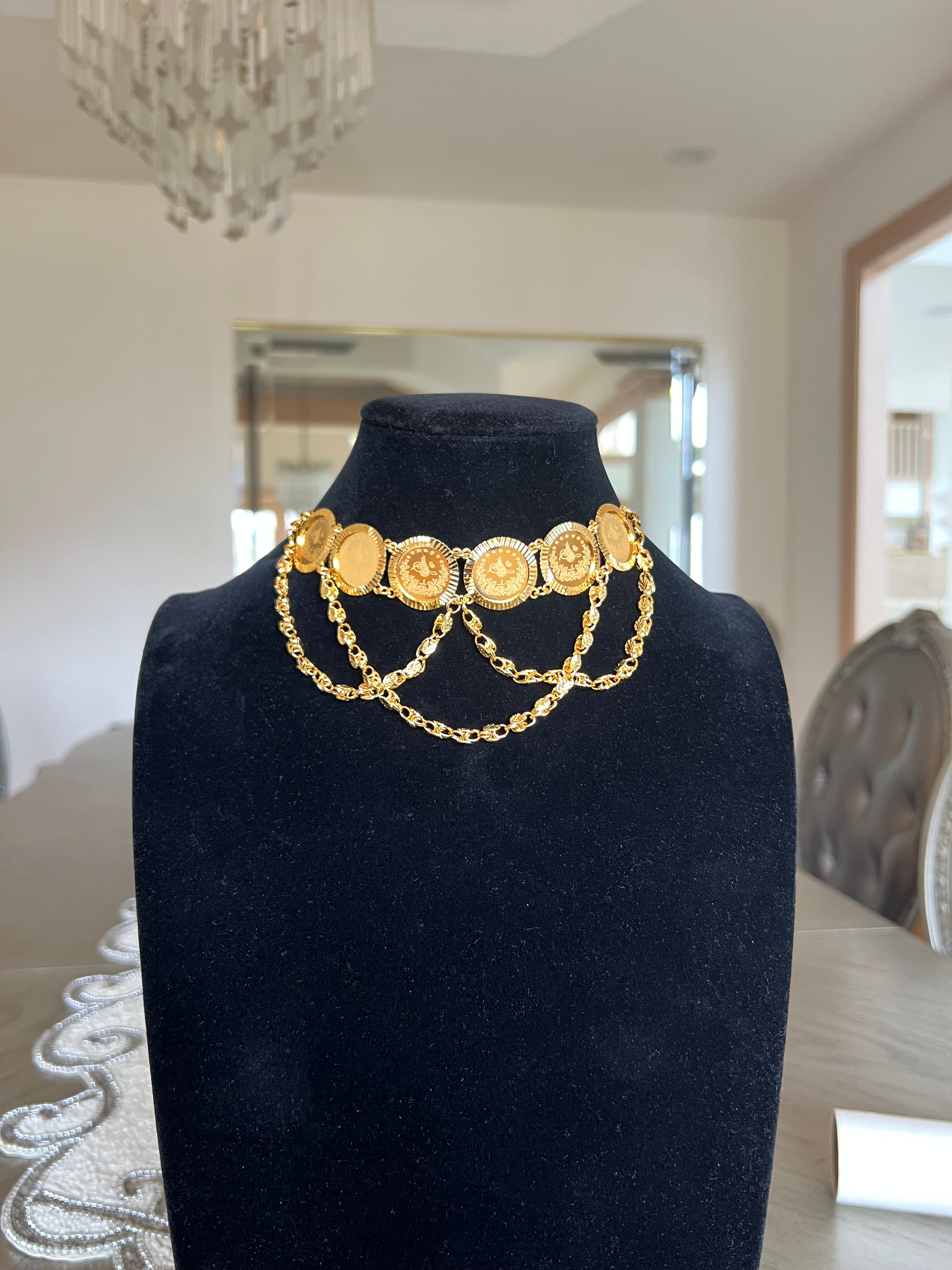 Nablus 21K pleated Gold choker