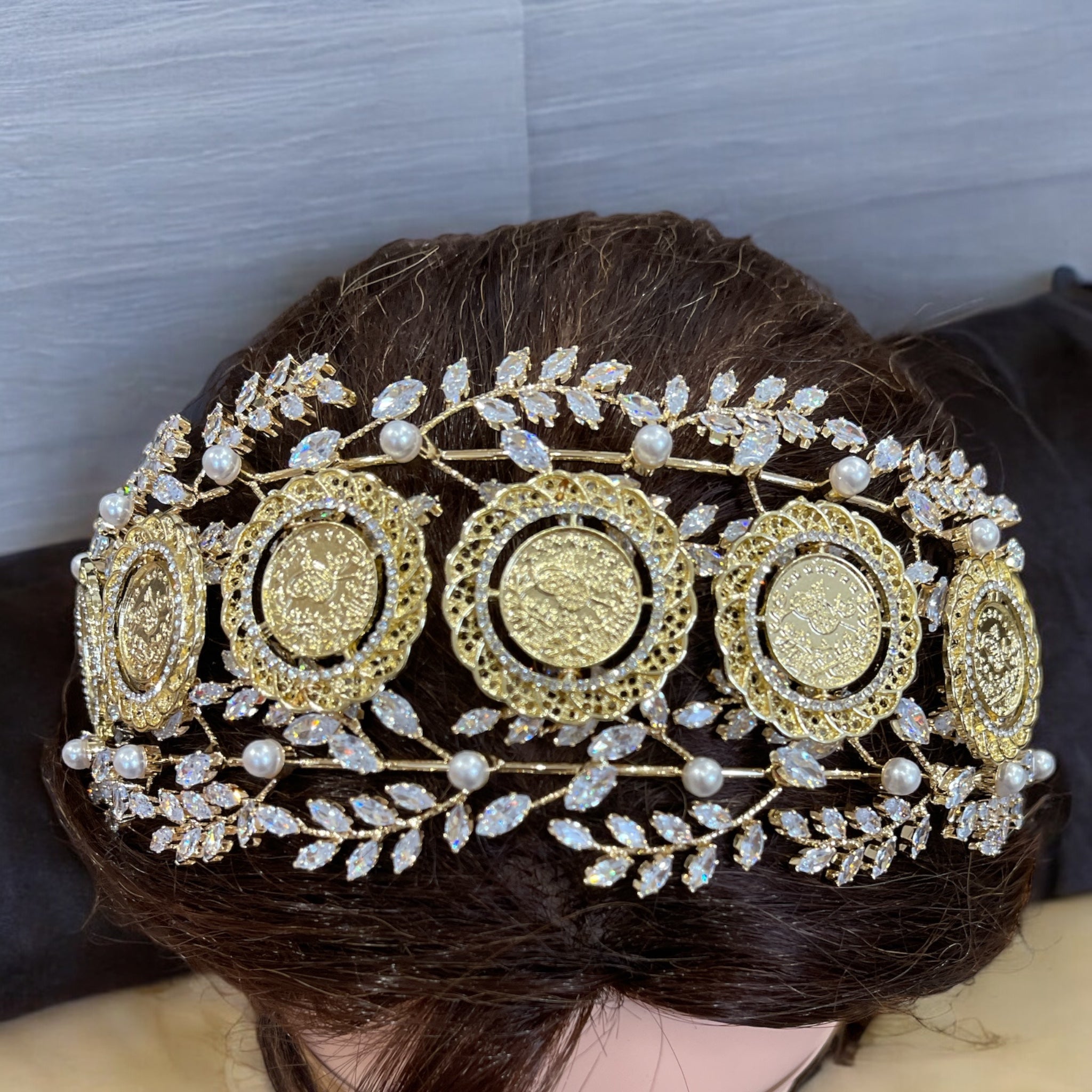 Jineen pearls six coins headband