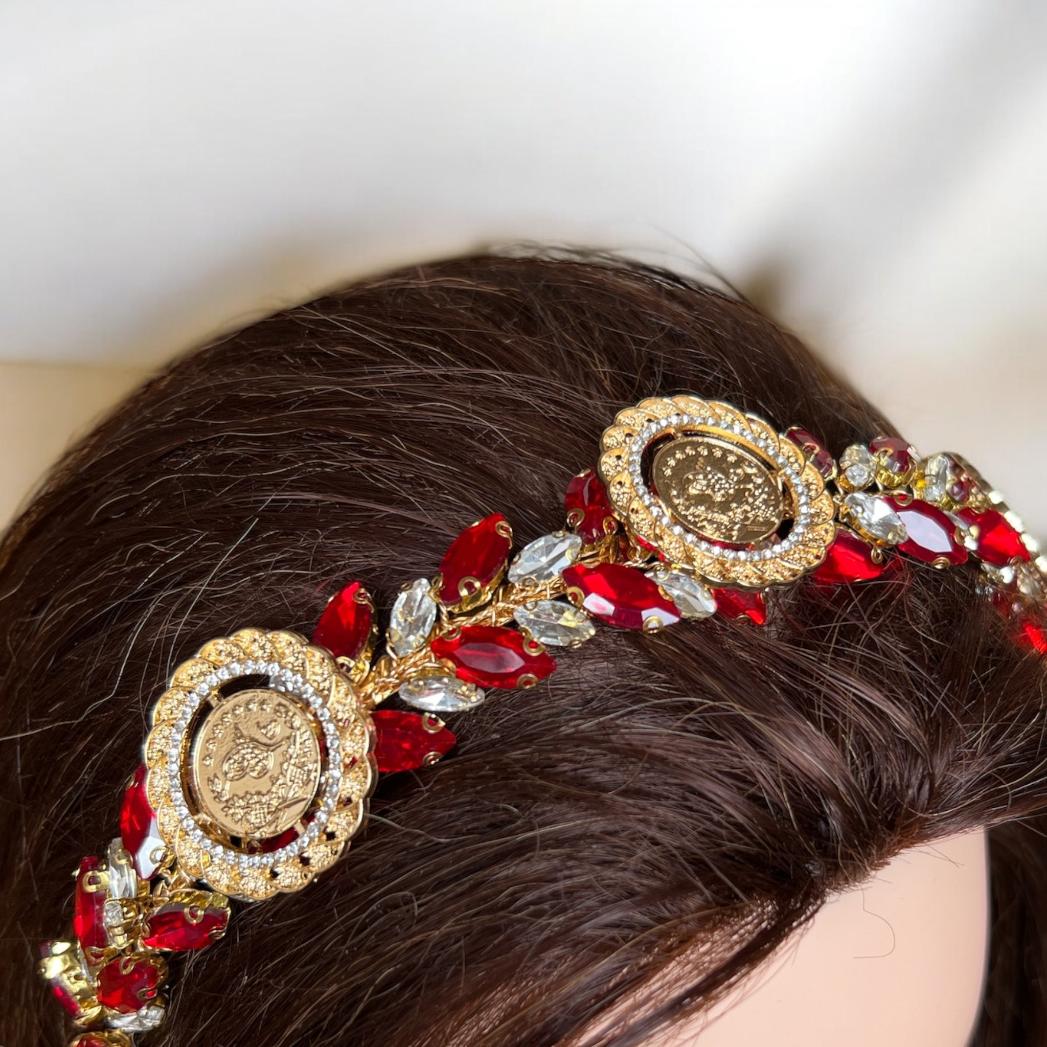 Dayr Tarif II Gold and red headband