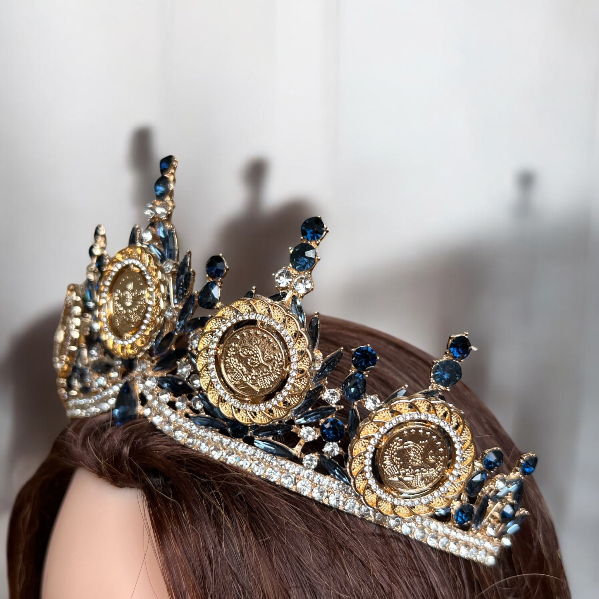Dheisheh II Navy and Gold crown
