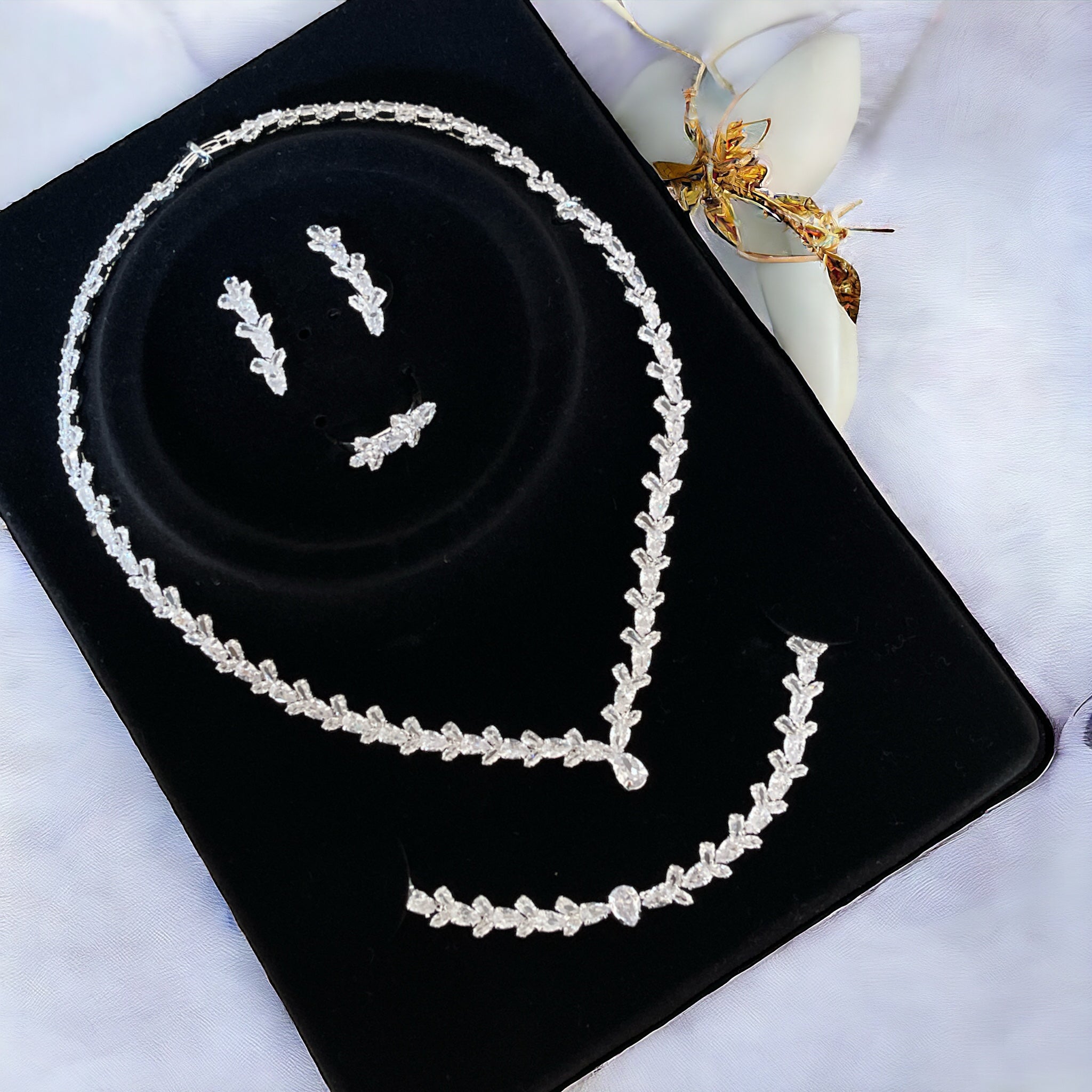 Beddu four pieces bridal set