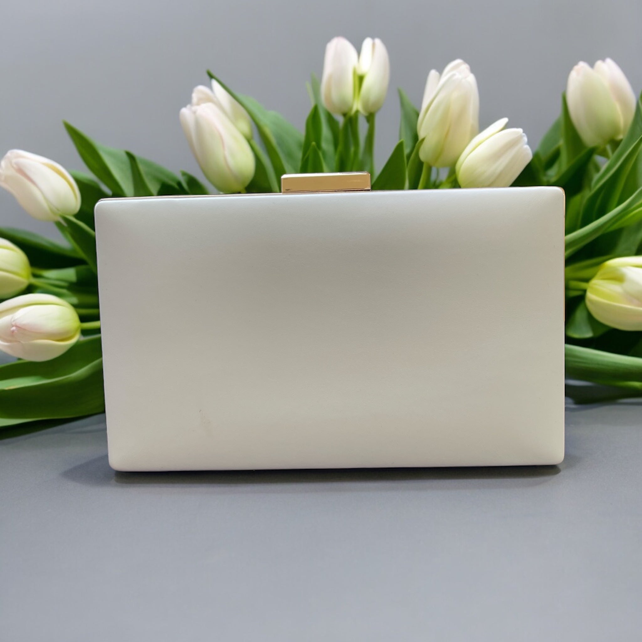 Kamar offwhite wedding purse