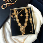 Rafah pleated gold necklace set