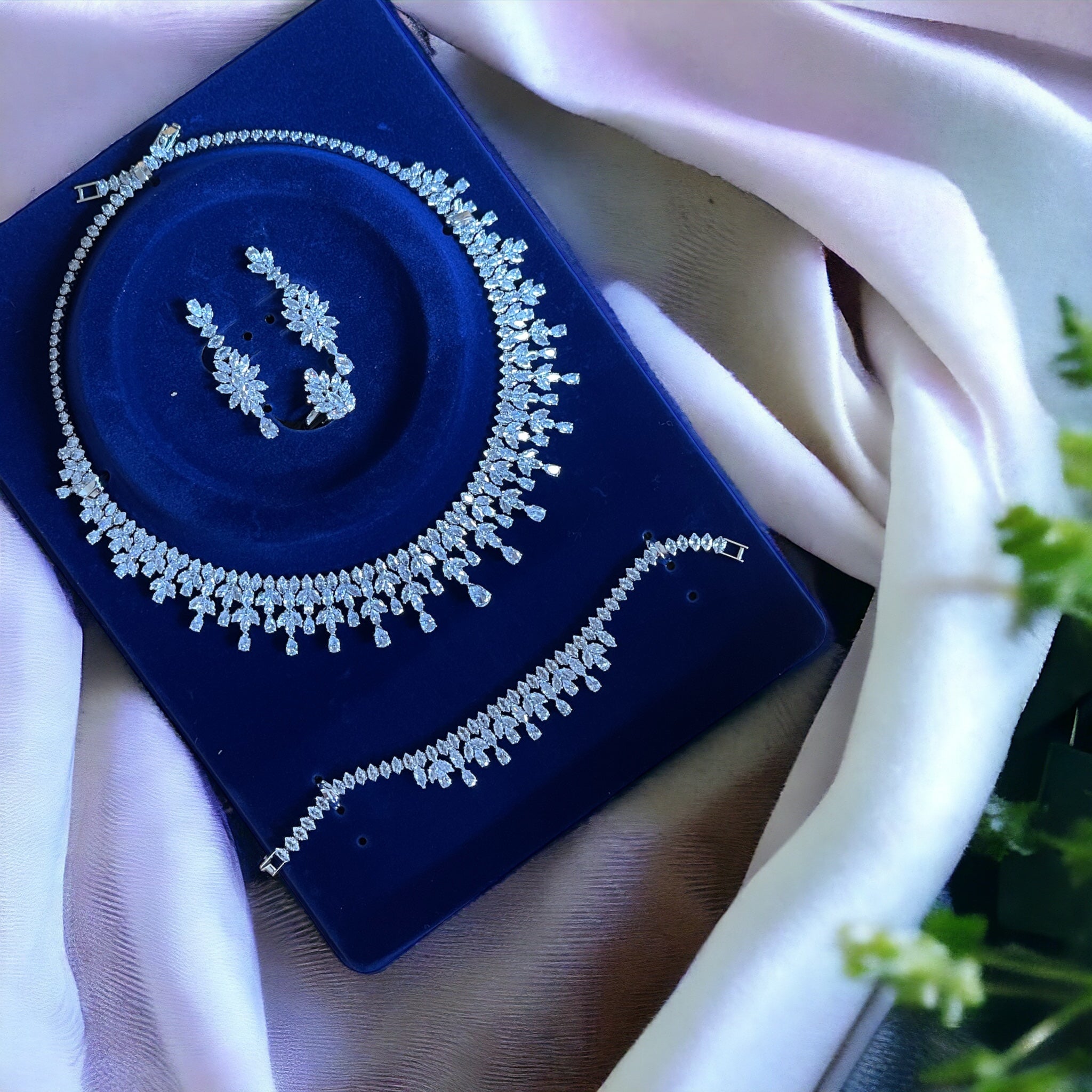 Deir Yasin Bridal accessories set