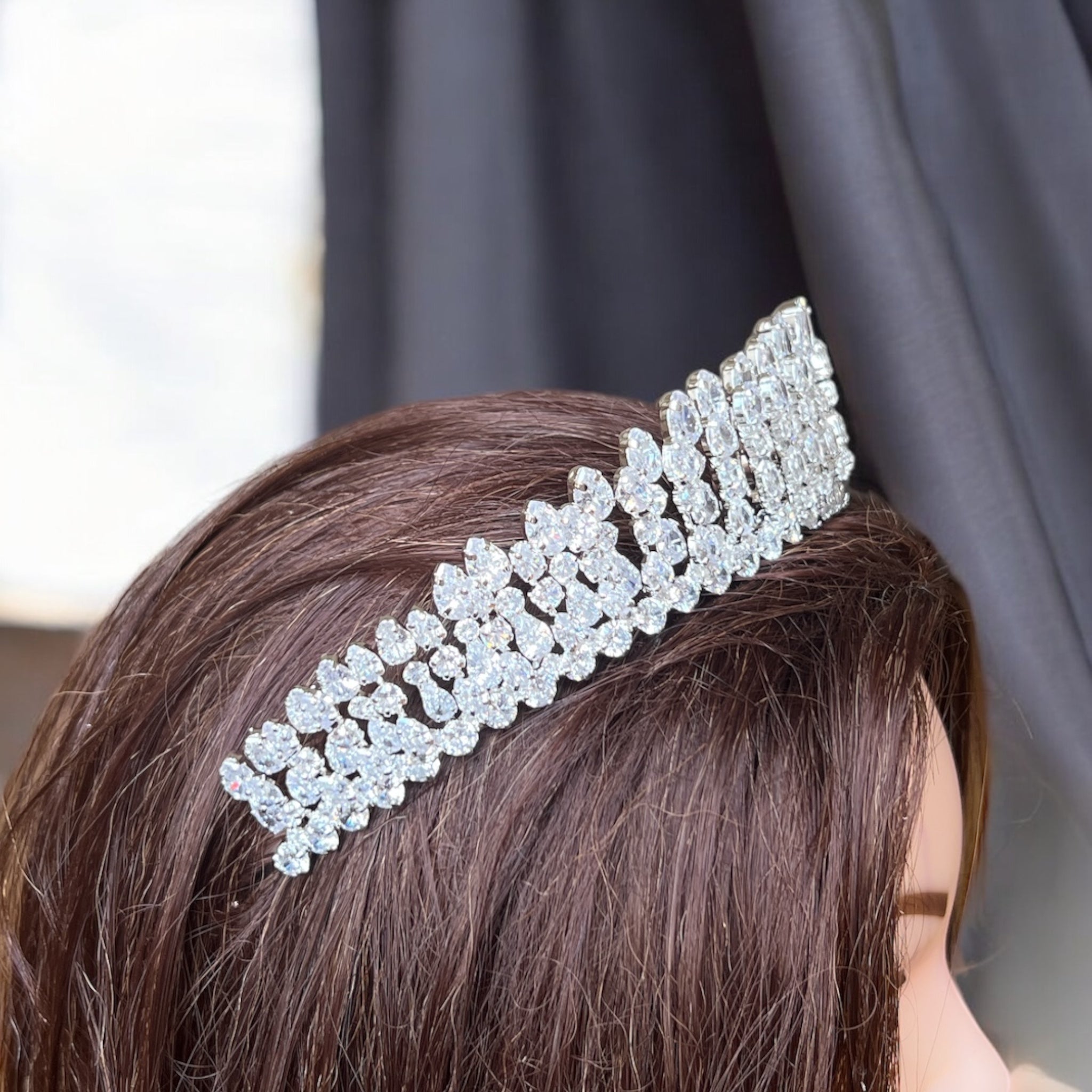 Sanjl Zircon Stone Bridal Crown