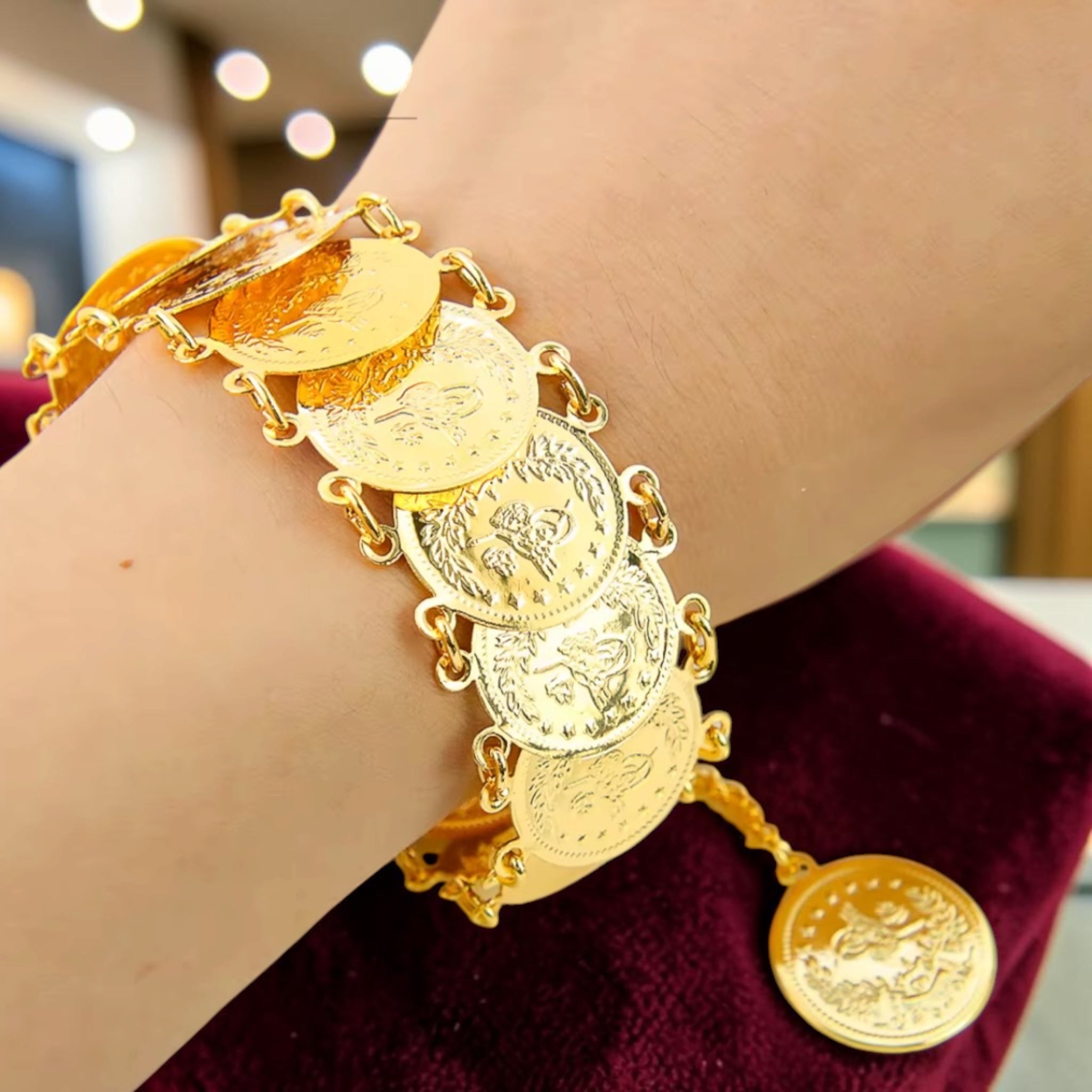 Ein-Yabrud 18K pleated Gold Stack lira bracelet