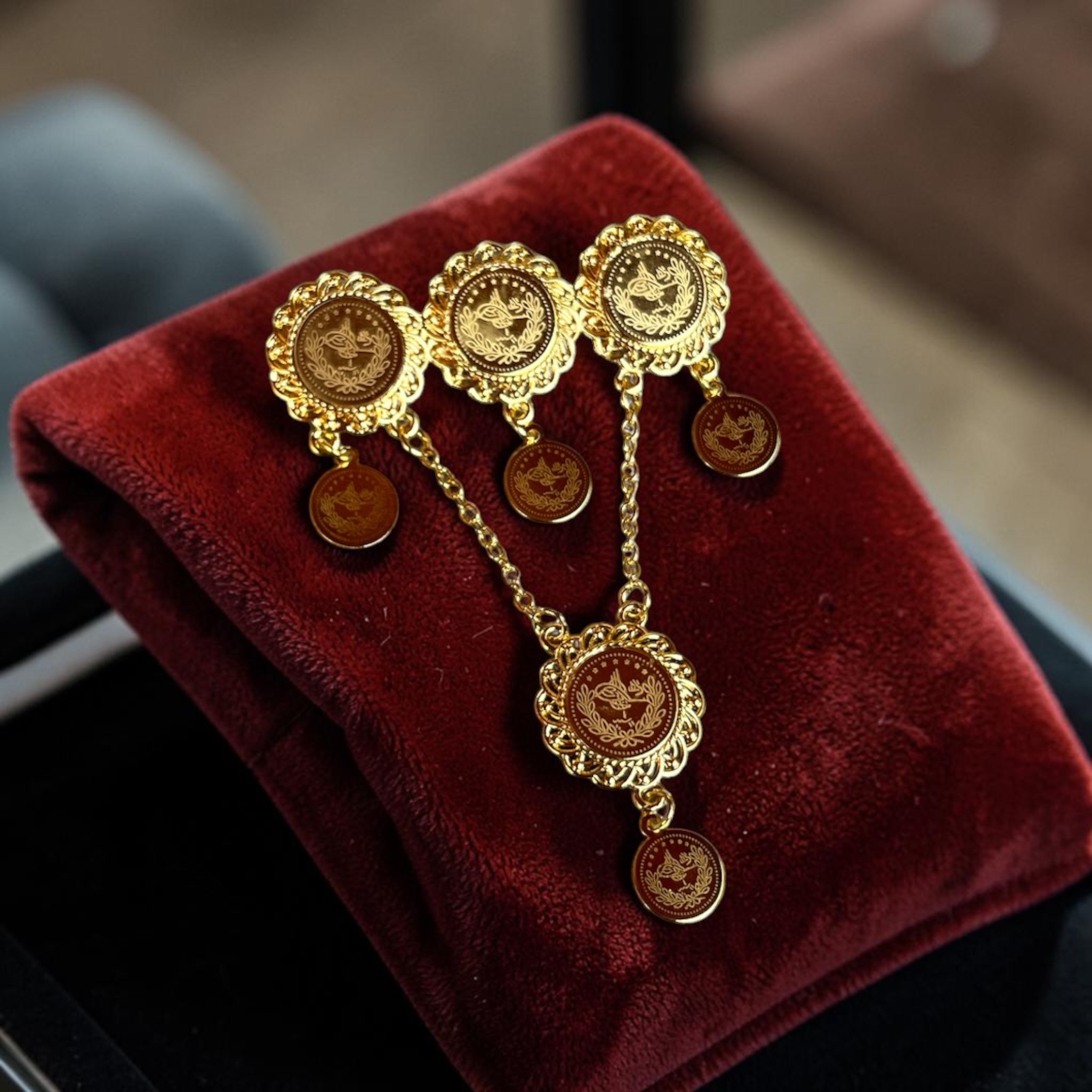 Bourj El-Shemali Traditional Pin/ Brooch 21k Pleated