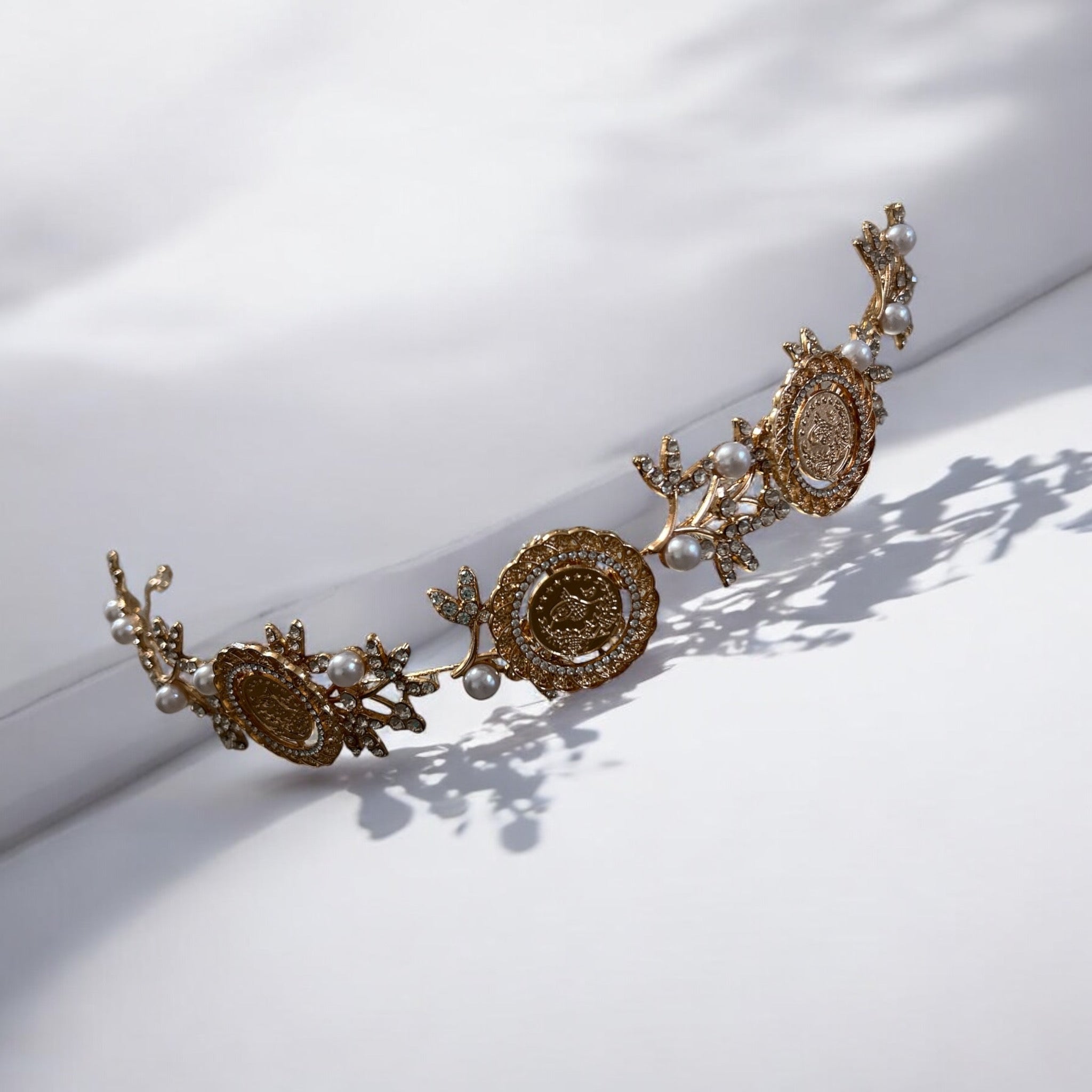 Za'tara three coins pearls headpiece