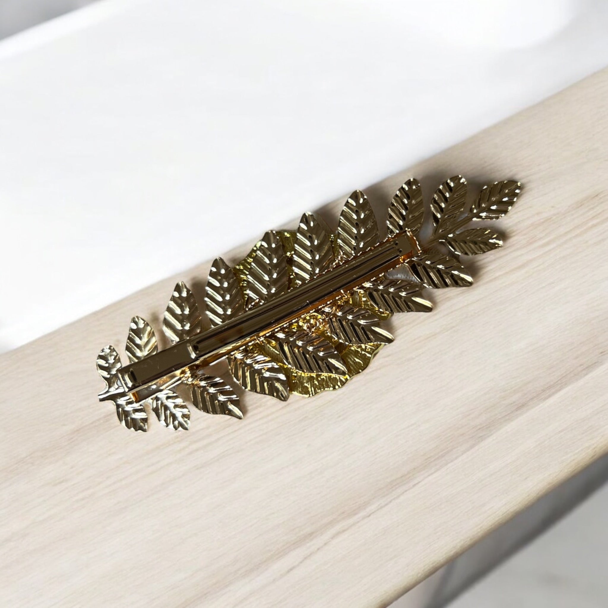 Dayr Istiya coin hair clip