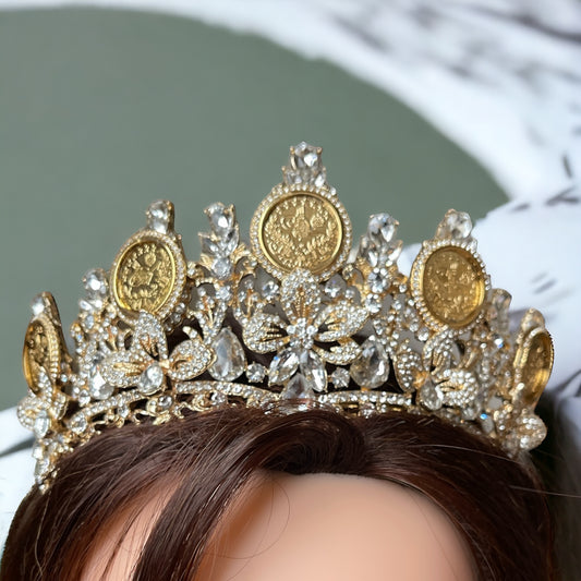 Bayt Nabala luxury Gold and coins crown