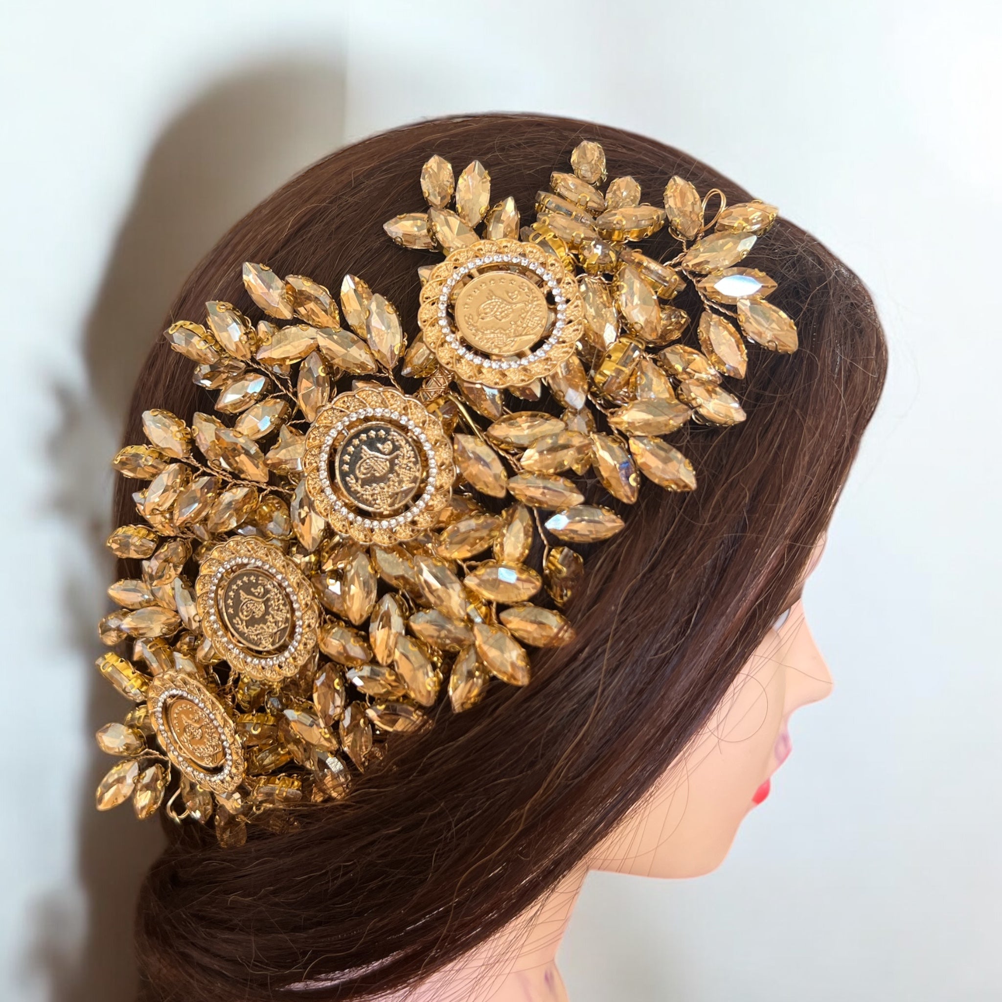 Qalunya II Gold four coins headpiece comb