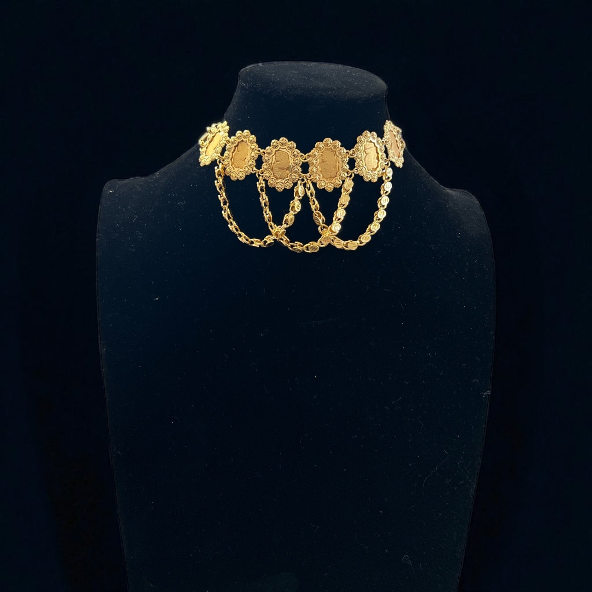 Beit Daras ounces choker Pleated Gold