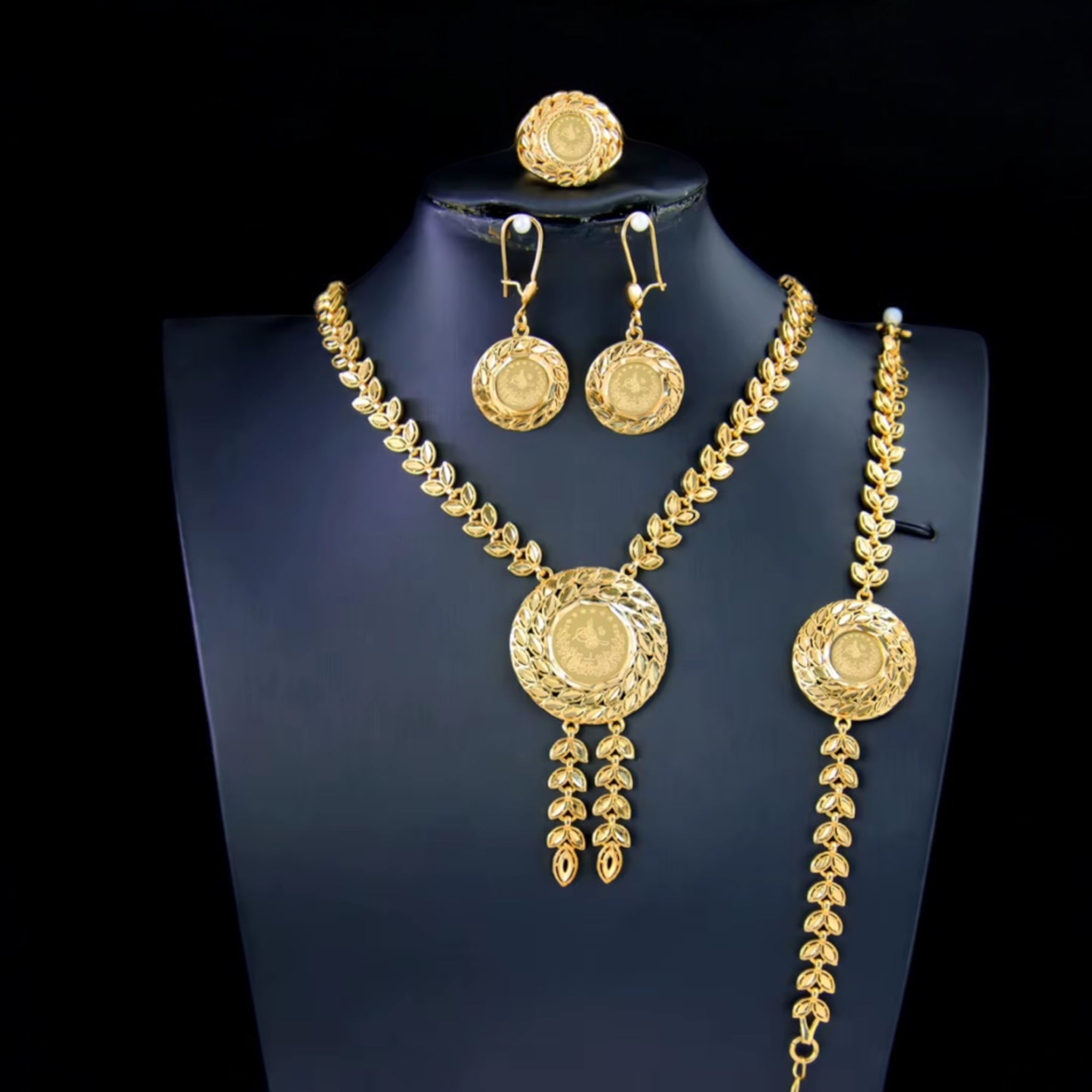 Tubas II 21k Pleated Gold 4Pcs set