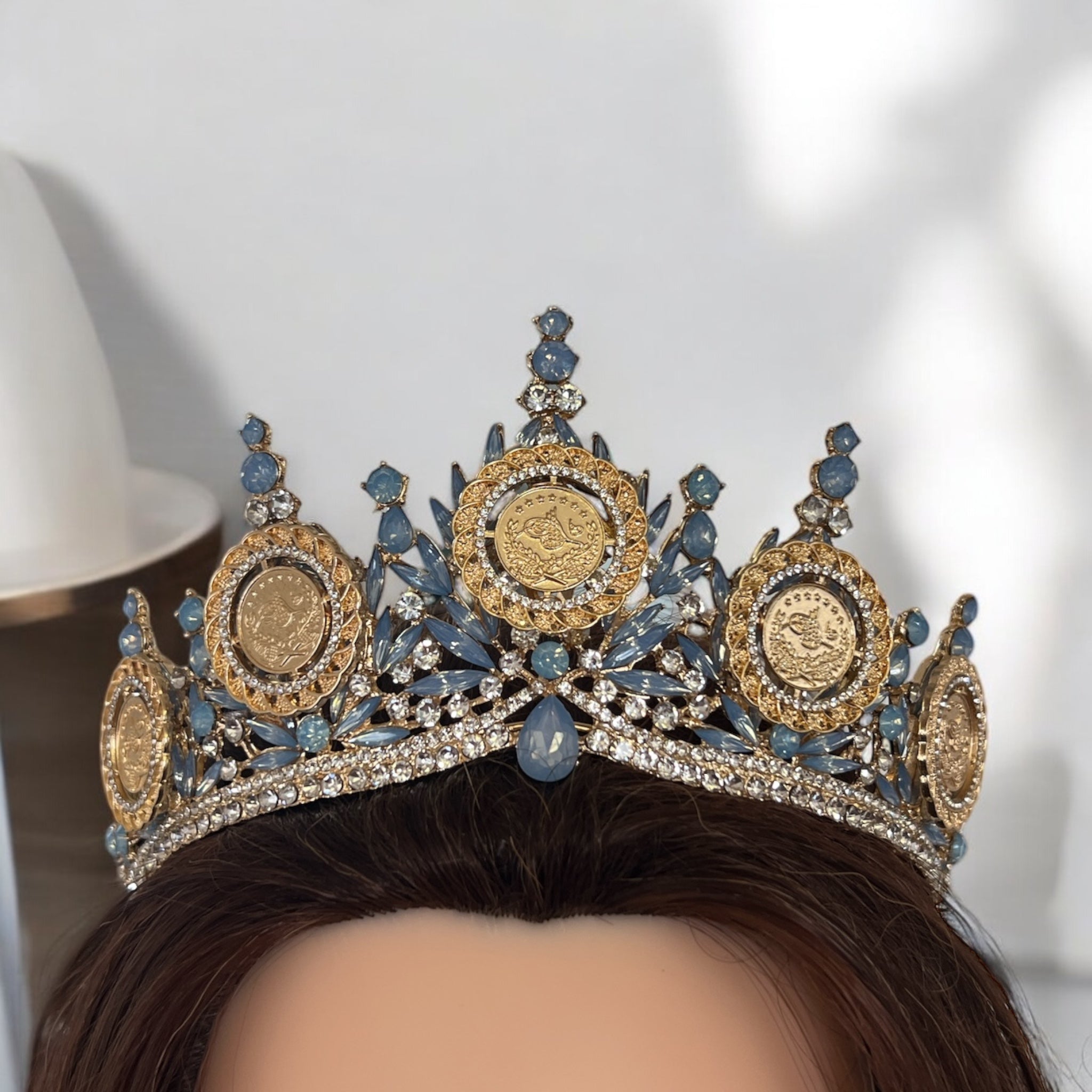 Dheisheh II Ice Blue and Gold Crown