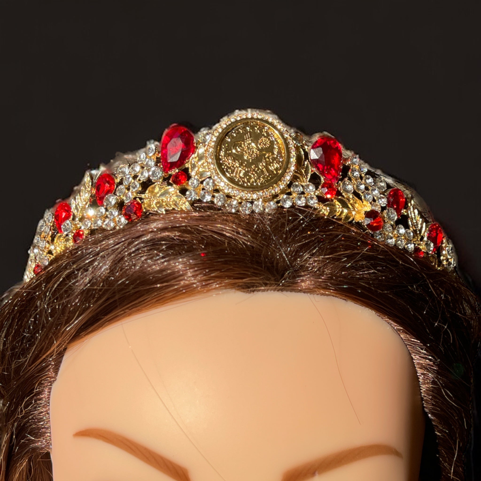 Dayr Tarif Gold and red tiara