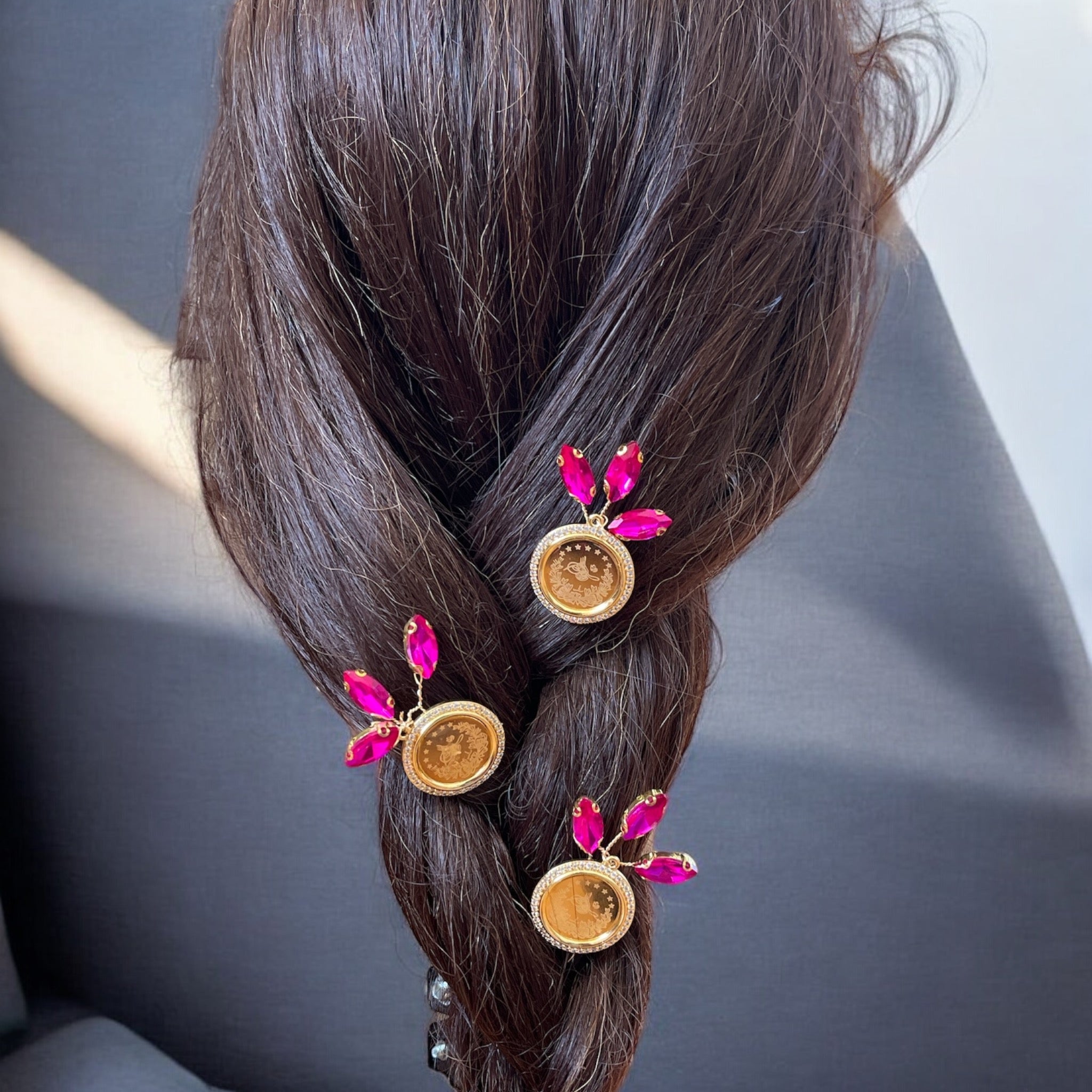 Haneen three piece pink bobby pins