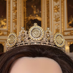 Akka II Gold/ Rose Gold three coin crown