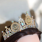 Akka II three coins Gold crown