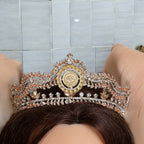 Bayt Umrin II soft peach one coin crown