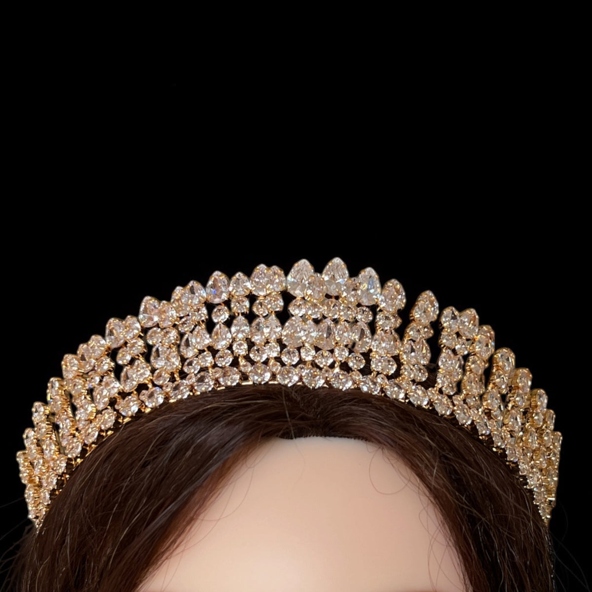 Al-Zabadani zircon Gold and Crystal crown