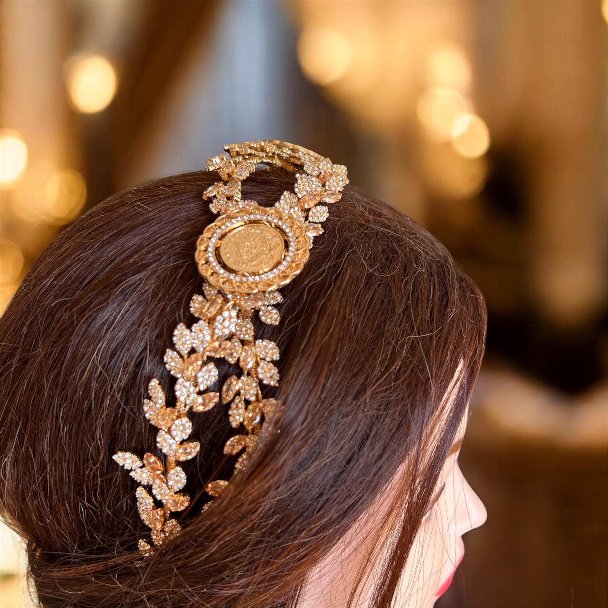 Artas honey and gold headpiece