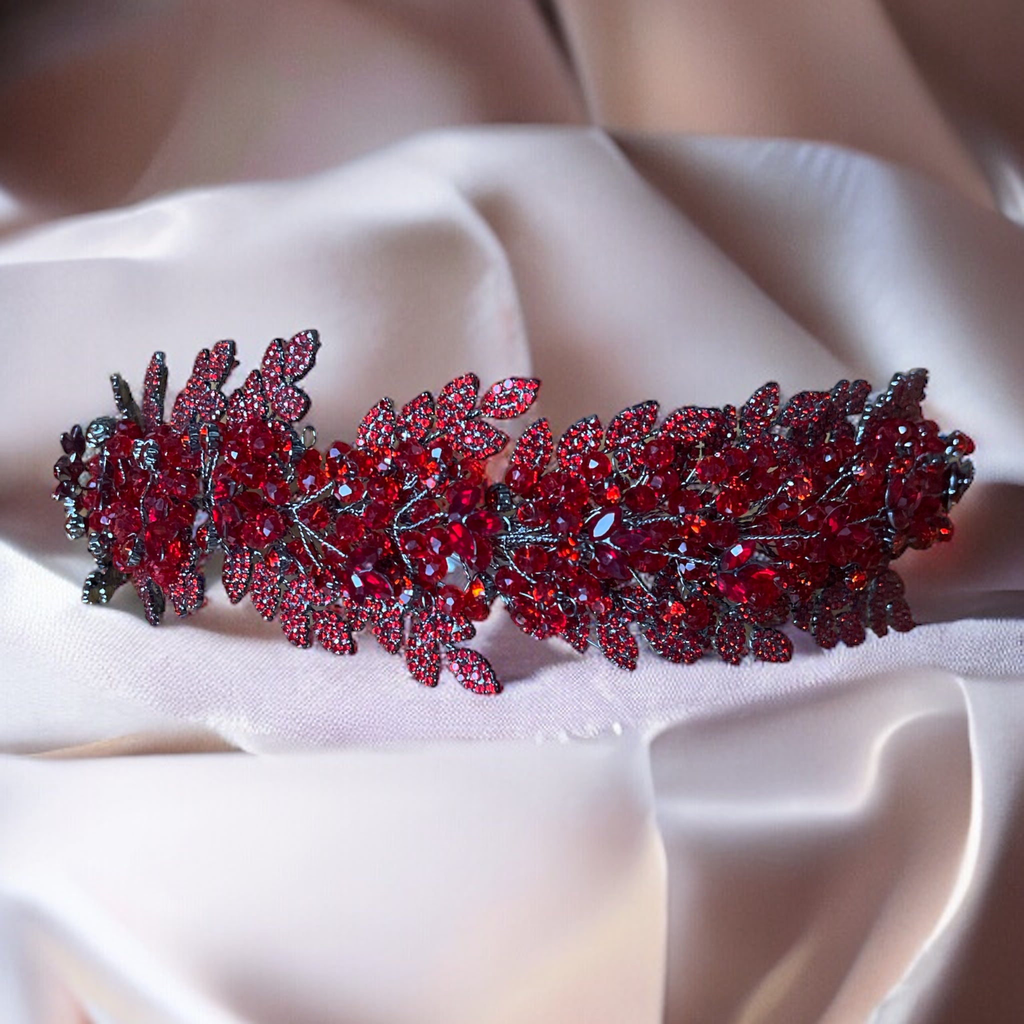 Jabal al-Nār Red Headpiece