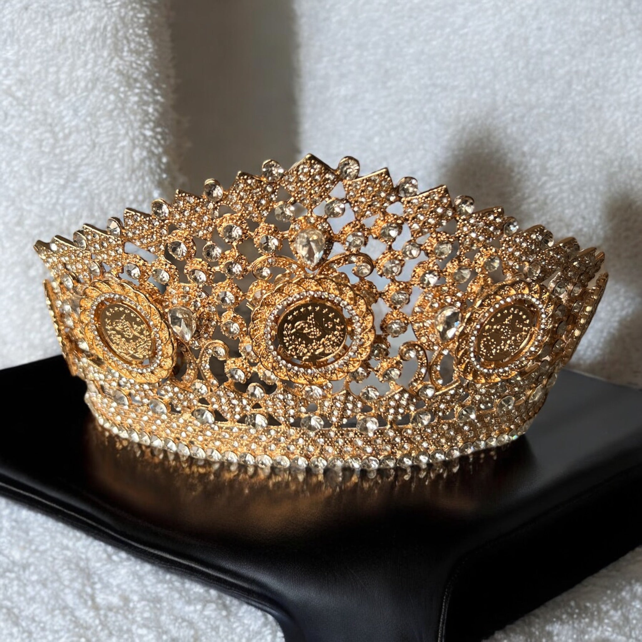 Al-Quds five coin Gold and Crystal Queen crown