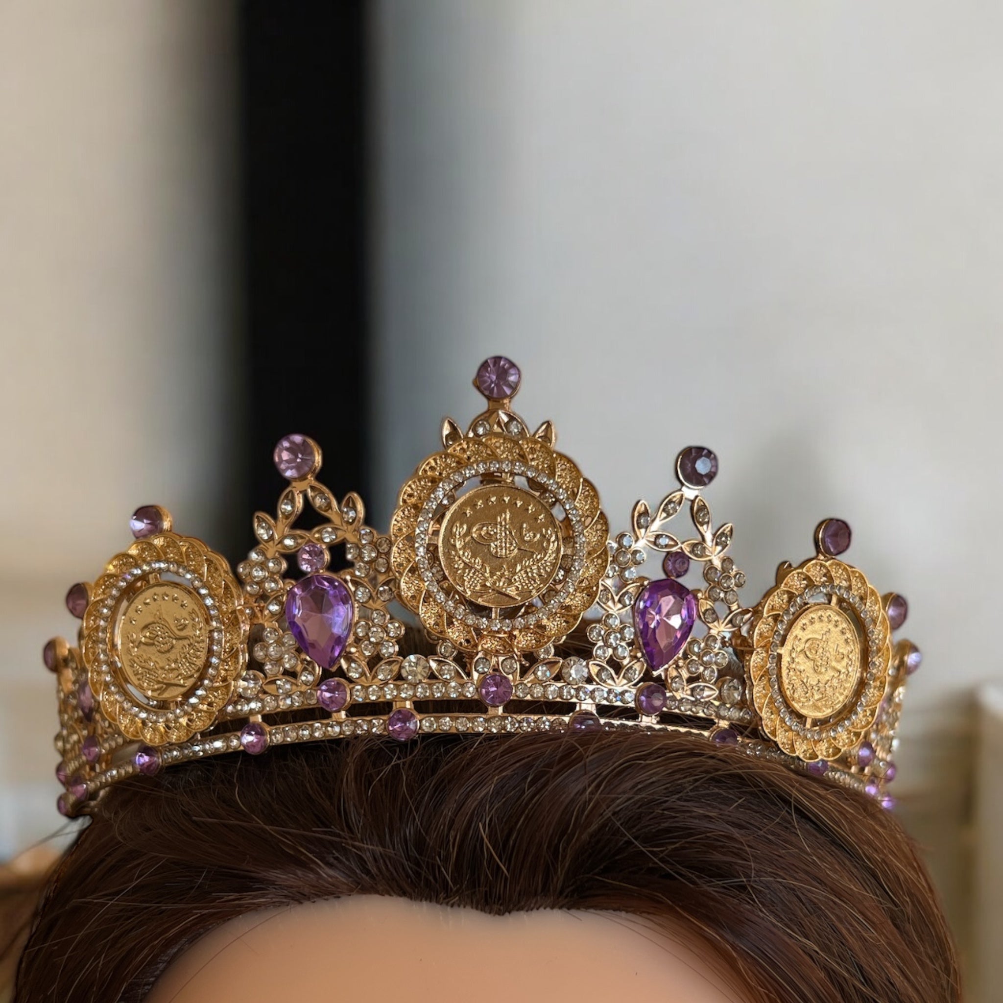 Akka ll Purple and Gold crown